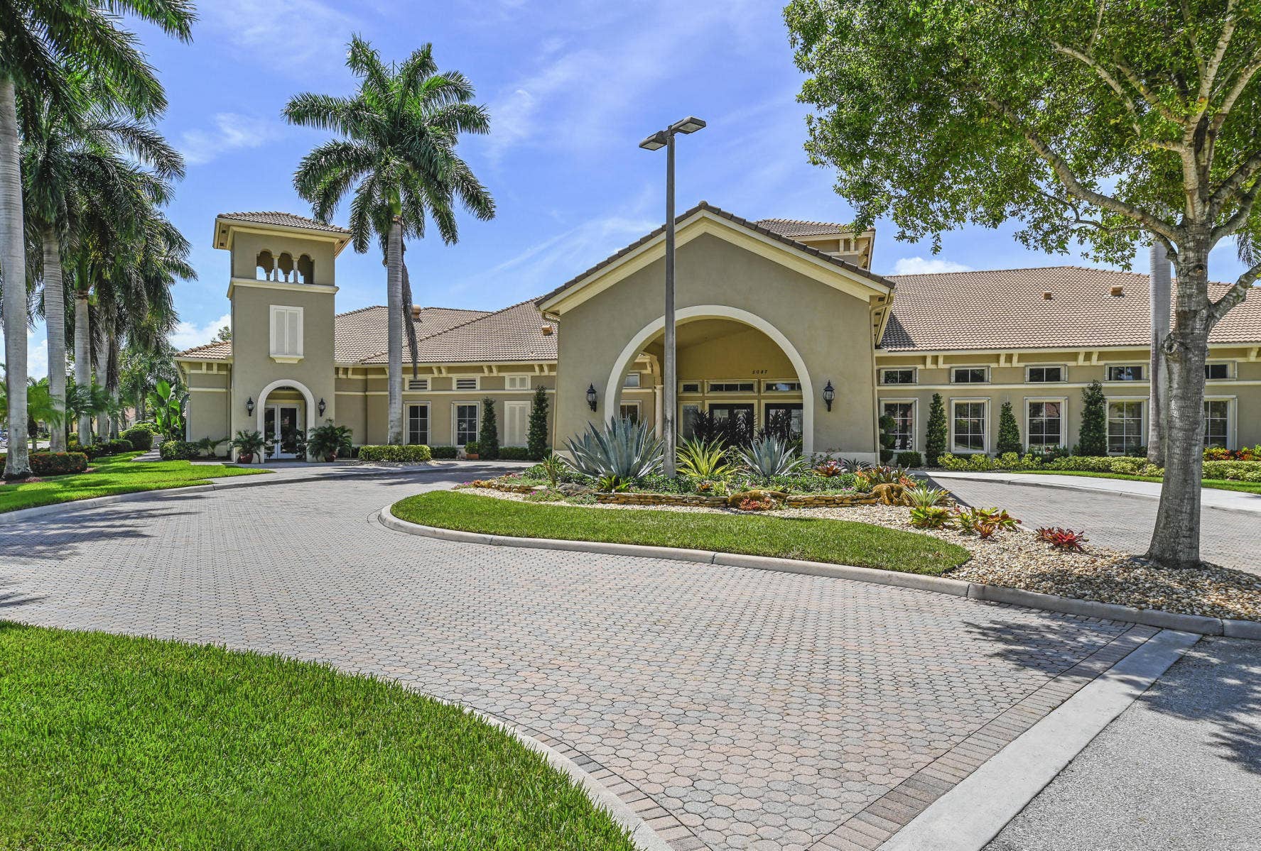 12142 Roma Road, Boynton Beach, FL 33437 CLUBHOUSE