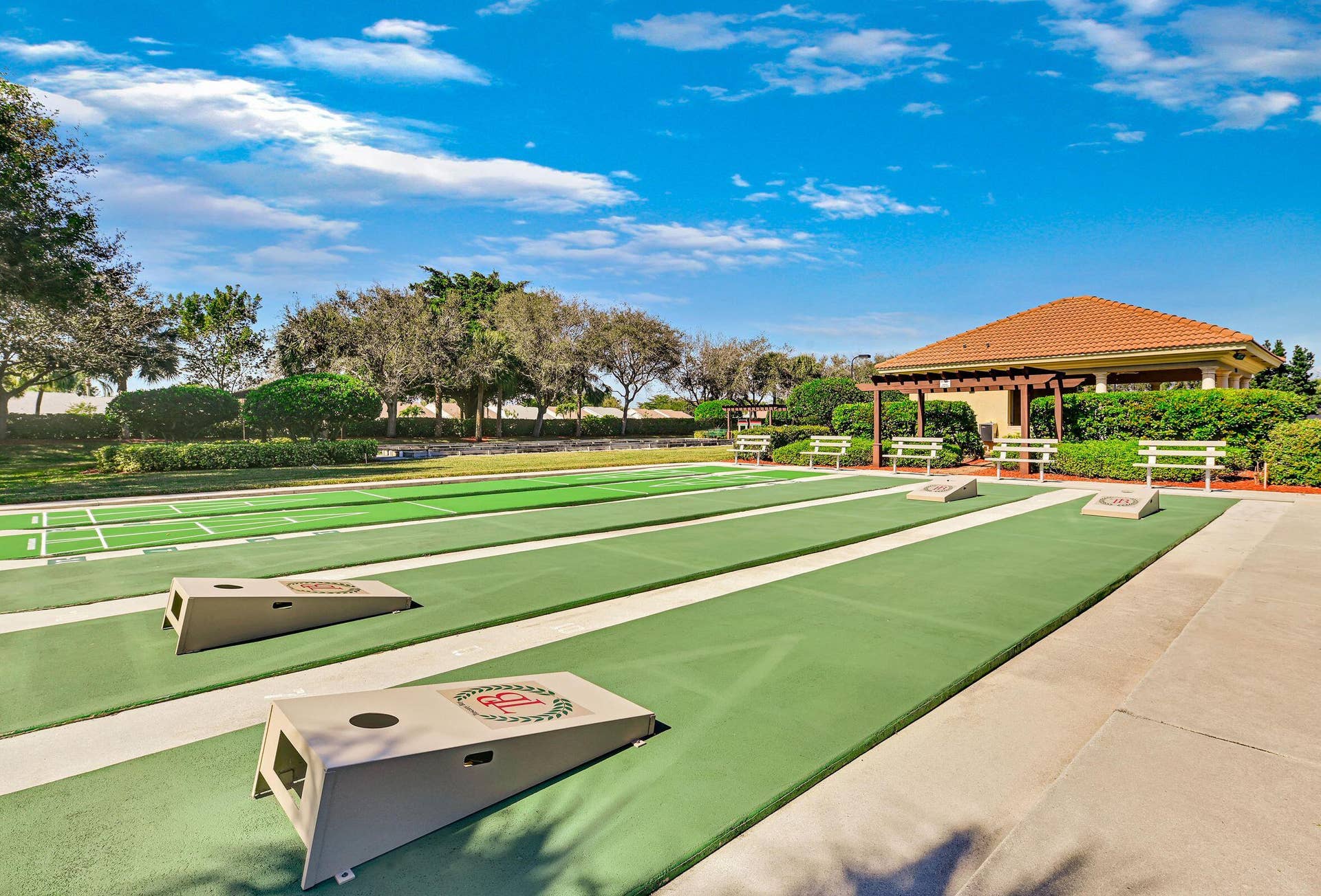 12142 Roma Road, Boynton Beach, FL 33437 CORN HOLE