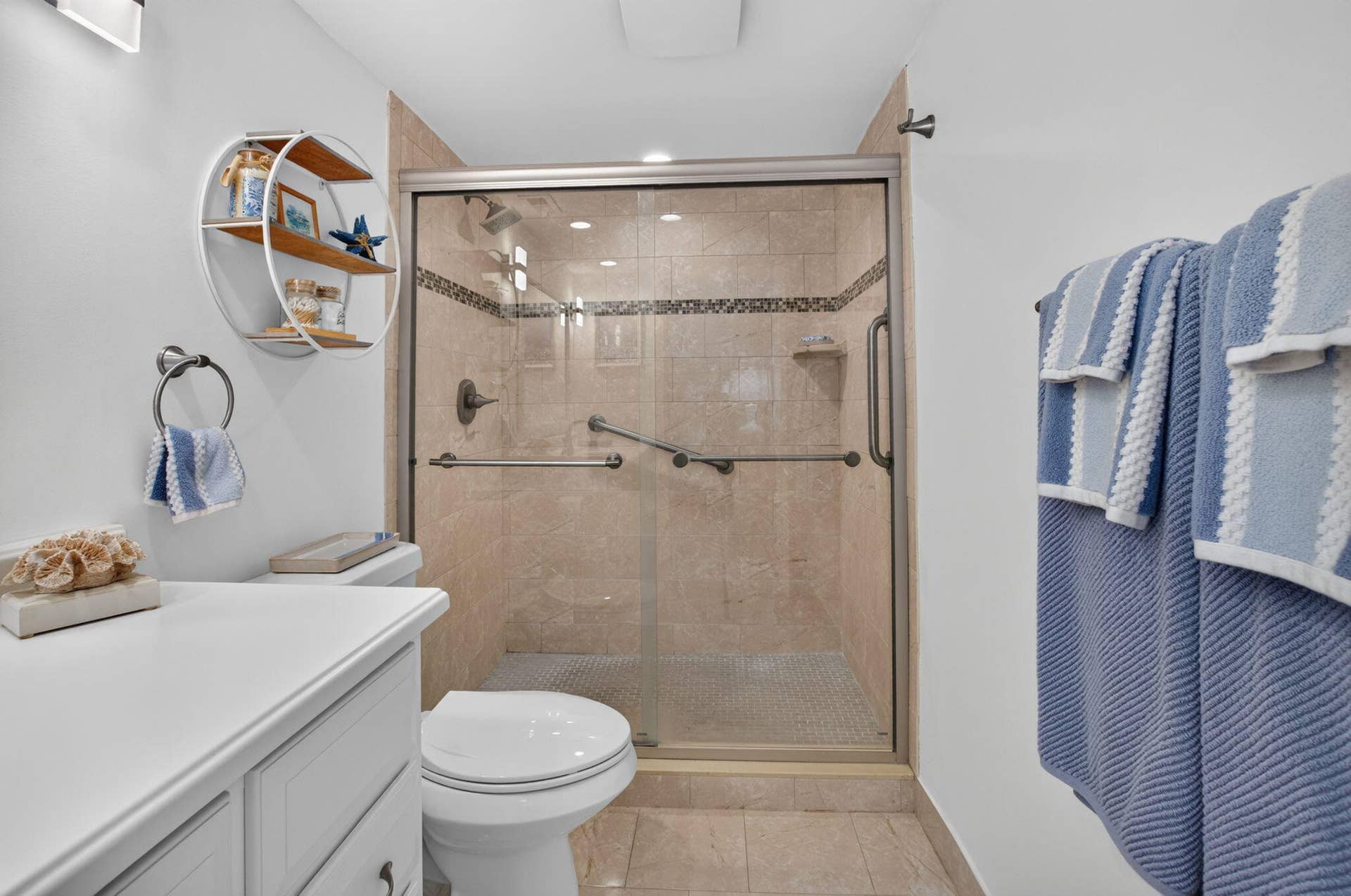 7310 ASHFORD Place, #205, Delray Beach, FL 33446 33-web-or-mls-DSC_0897