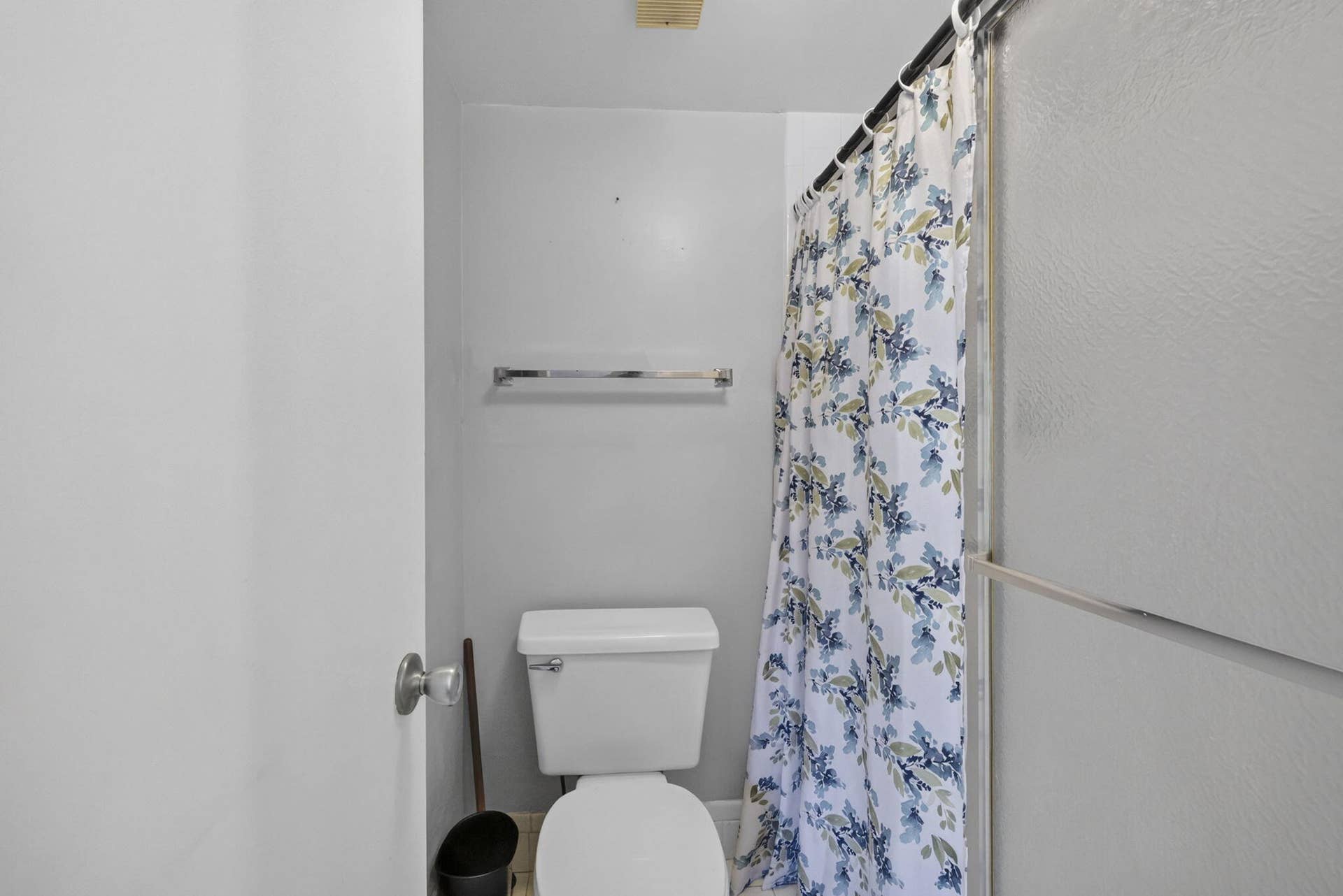 3866 NW 21ST Court, Coconut Creek, FL 33066 Primary bathroom