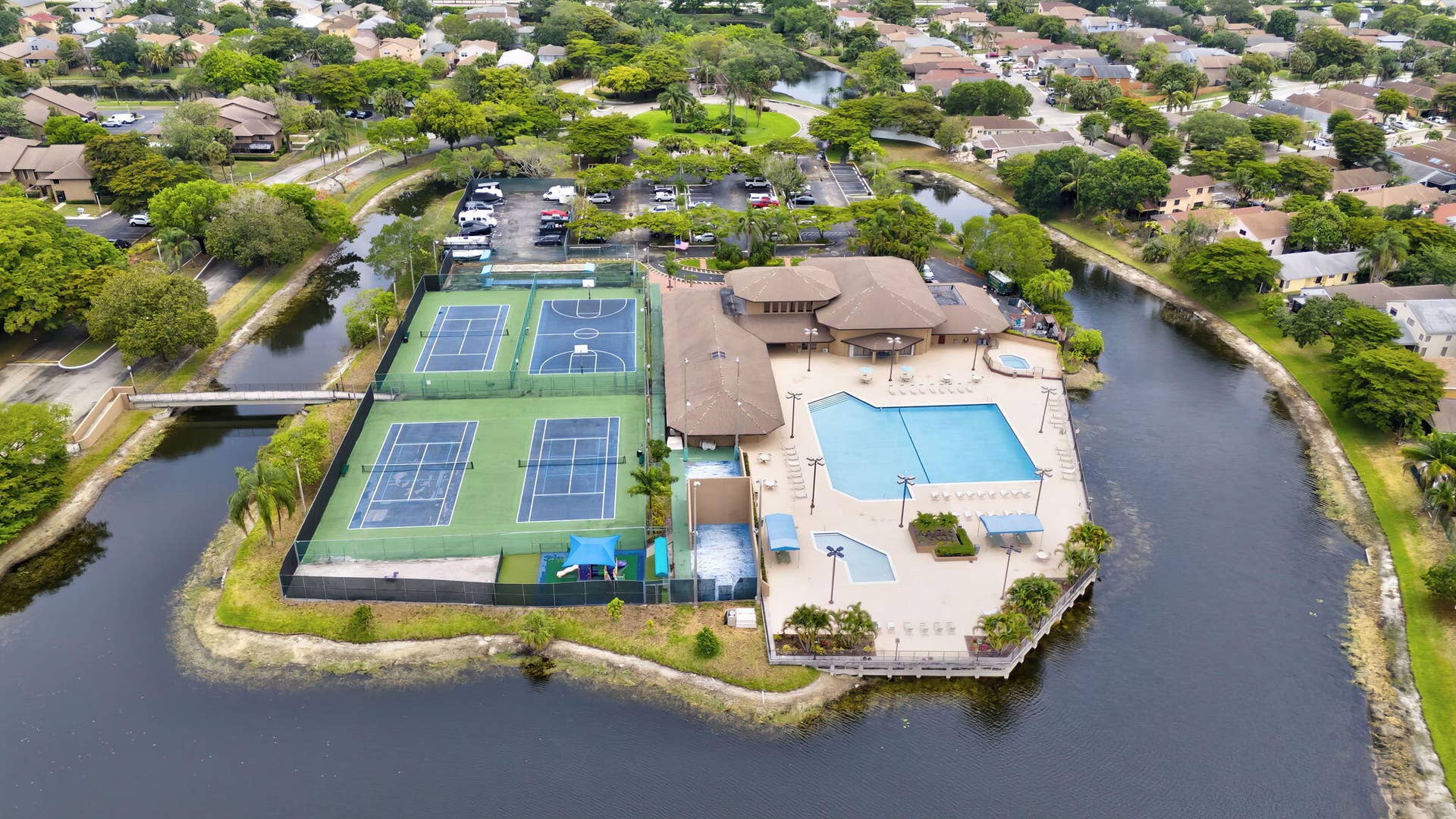 3866 NW 21ST Court, Coconut Creek, FL 33066 42-web-or-mls-36-web-or-mls-DJI_20240516
