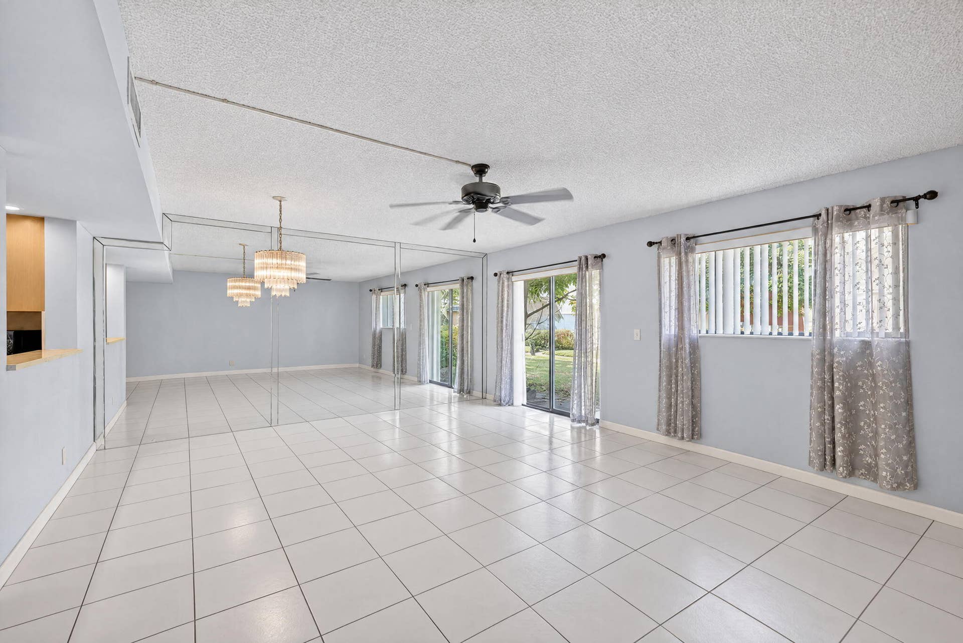 3866 NW 21ST Court, Coconut Creek, FL 33066 18-web-or-mls-8I8A9851_batchlook