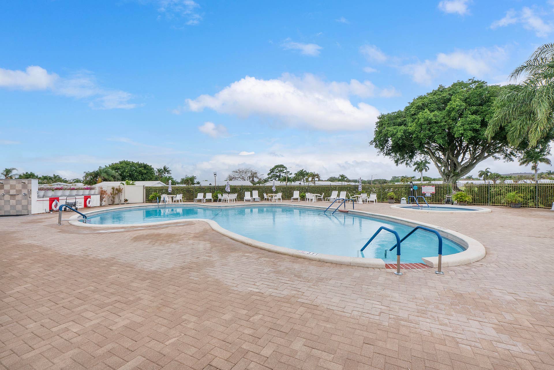 1707 SW 18th Street, Boynton Beach, FL 33426 Community Pool