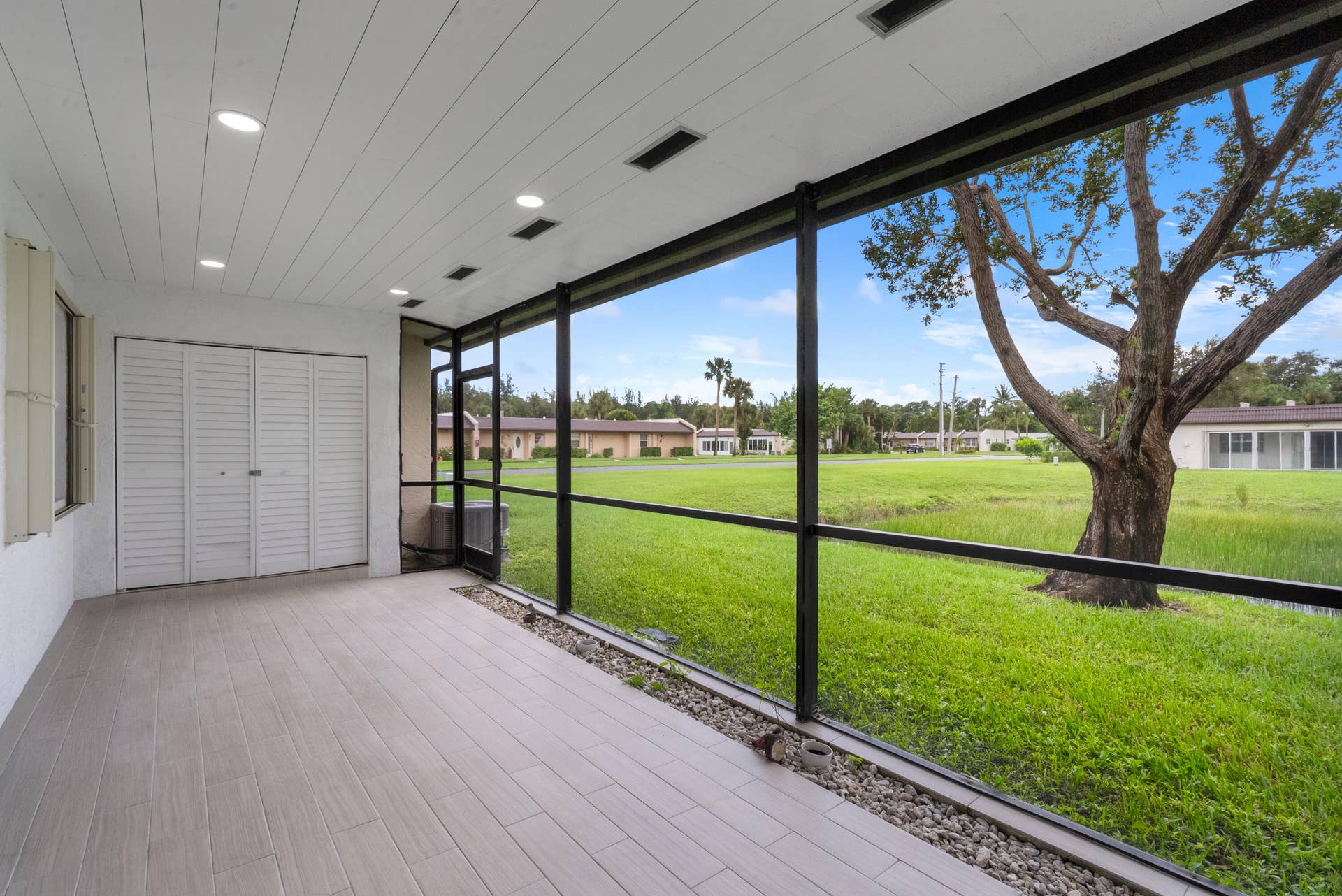 Outdoor Screened Patio