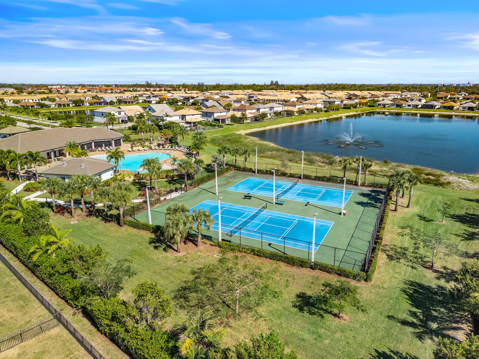 8376 Hanoverian Drive, Lake Worth, FL 33467 55-web-or-mls-DJI_20260117015607_0134_D
