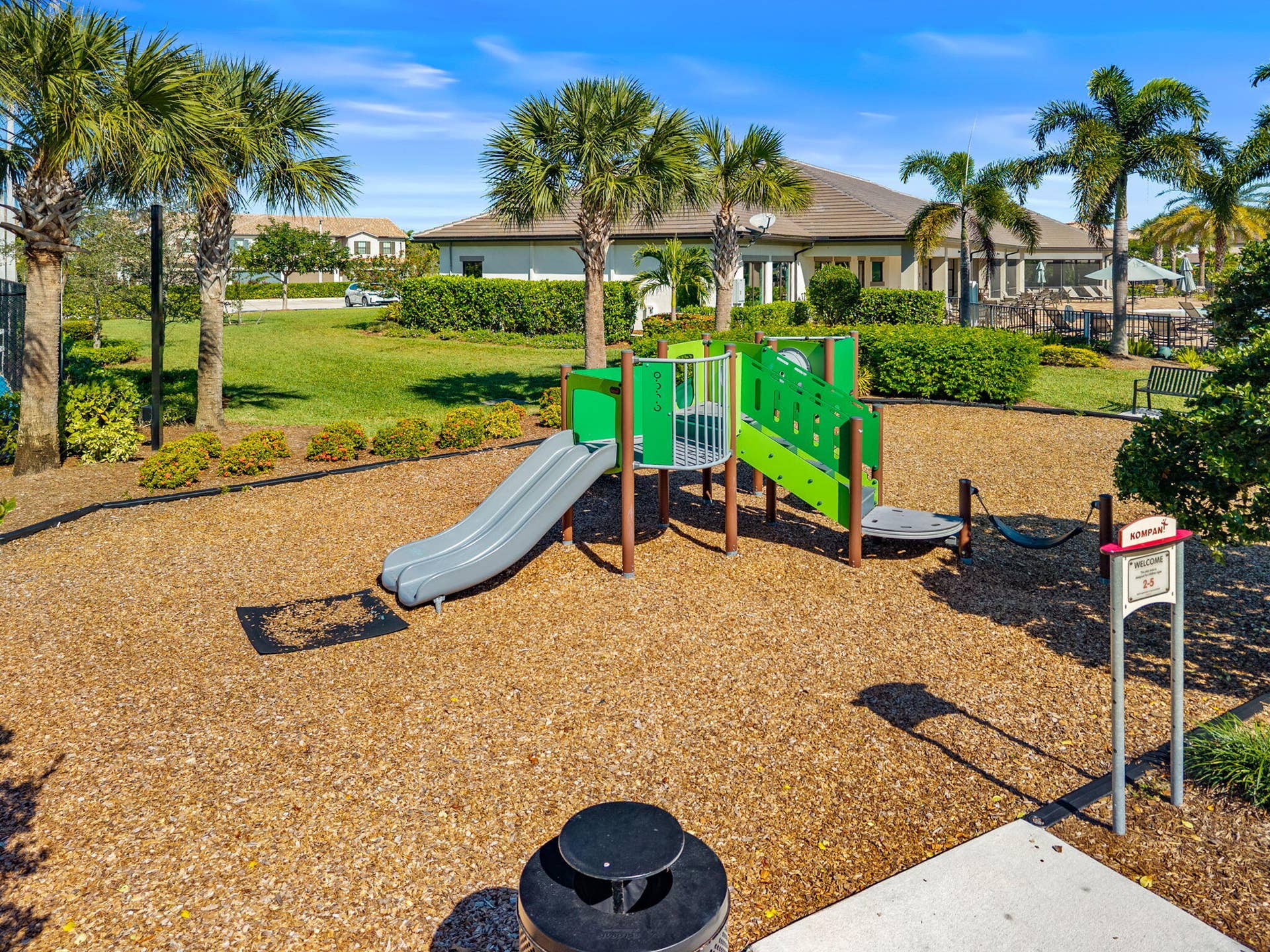 8376 Hanoverian Drive, Lake Worth, FL 33467 54-web-or-mls-DJI_20260117015539_0130_D