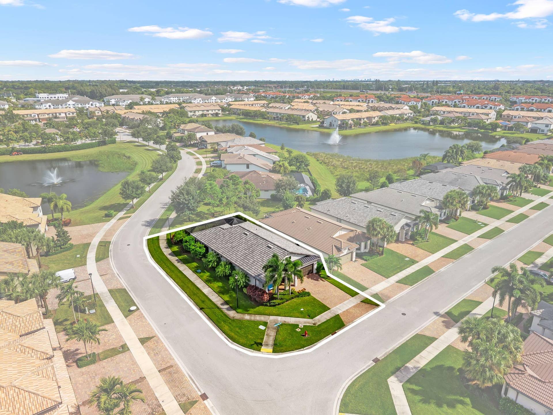 8376 Hanoverian Drive, Lake Worth, FL 33467 48-web-or-mls-DJI_20261005225944_0003_D
