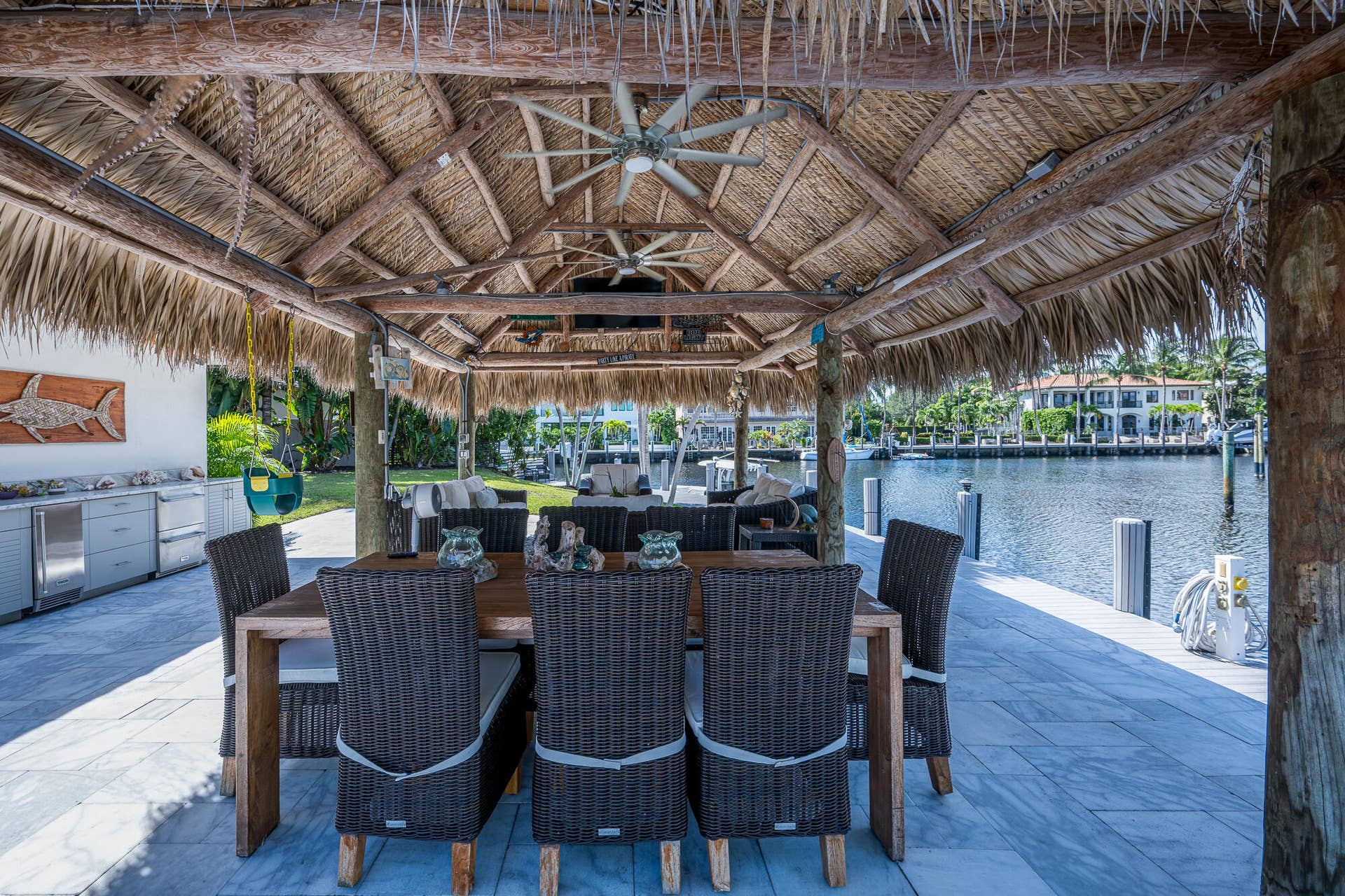 3711 NE 28TH Avenue, Lighthouse Point, FL 33064 Tiki Hut