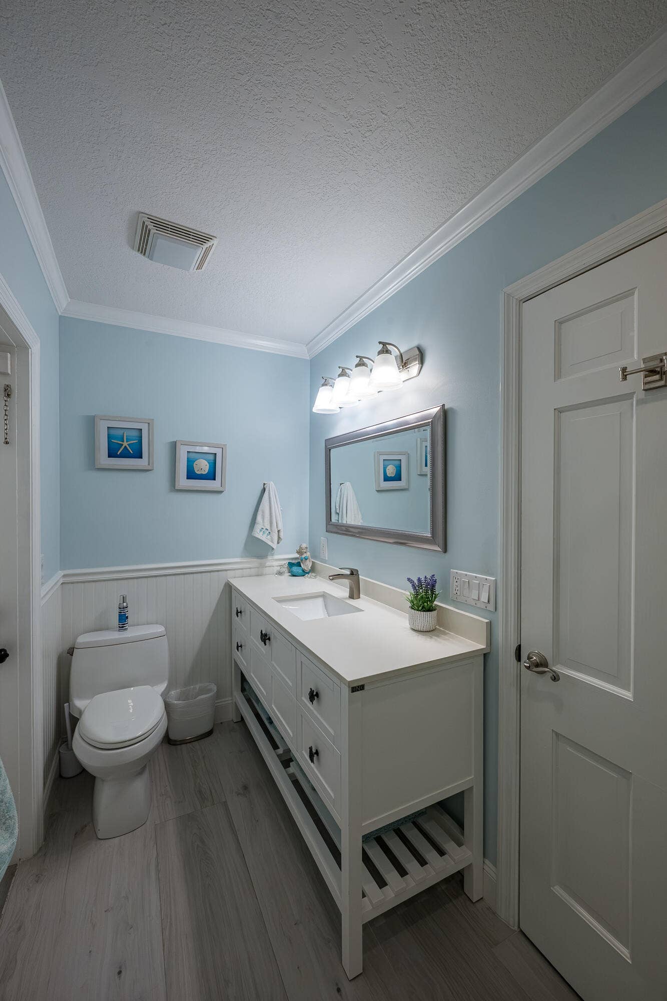 3711 NE 28TH Avenue, Lighthouse Point, FL 33064 Primary 2 Bath