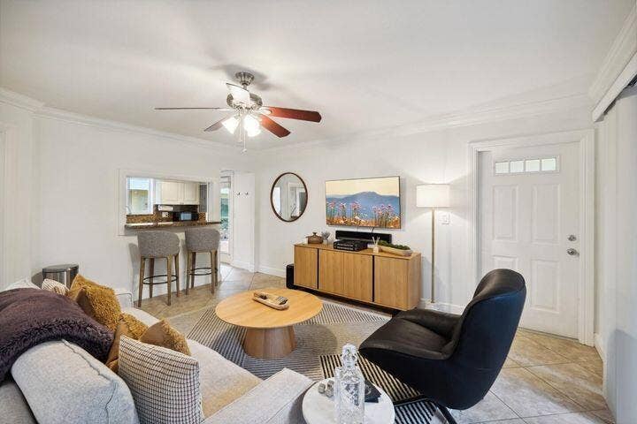 Unit 1 Living Rm