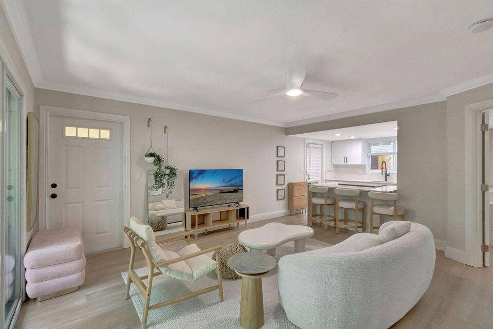 Unit 2 Living Rm