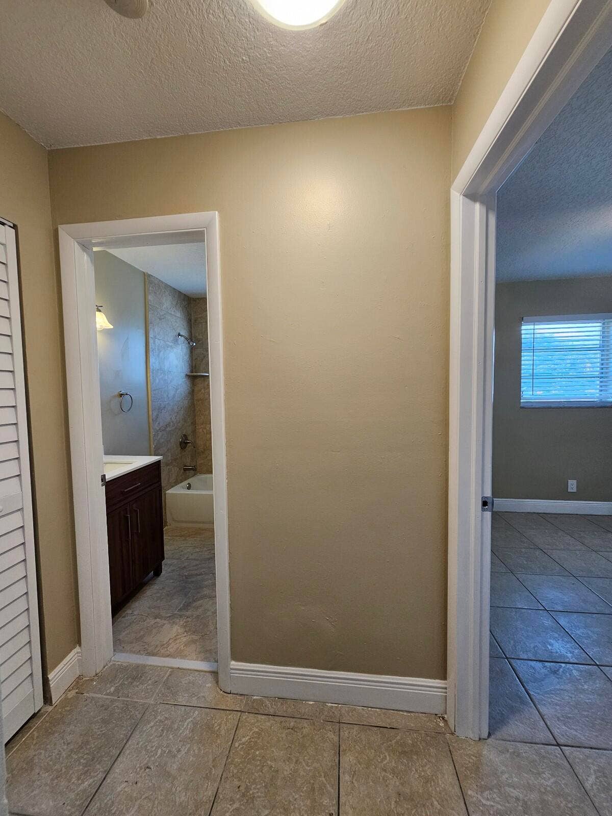 1200 W BLUE HERON Boulevard, #8, Riviera Beach, Riviera Beach, FL 33404 20240425_102221_copy_1200x1600