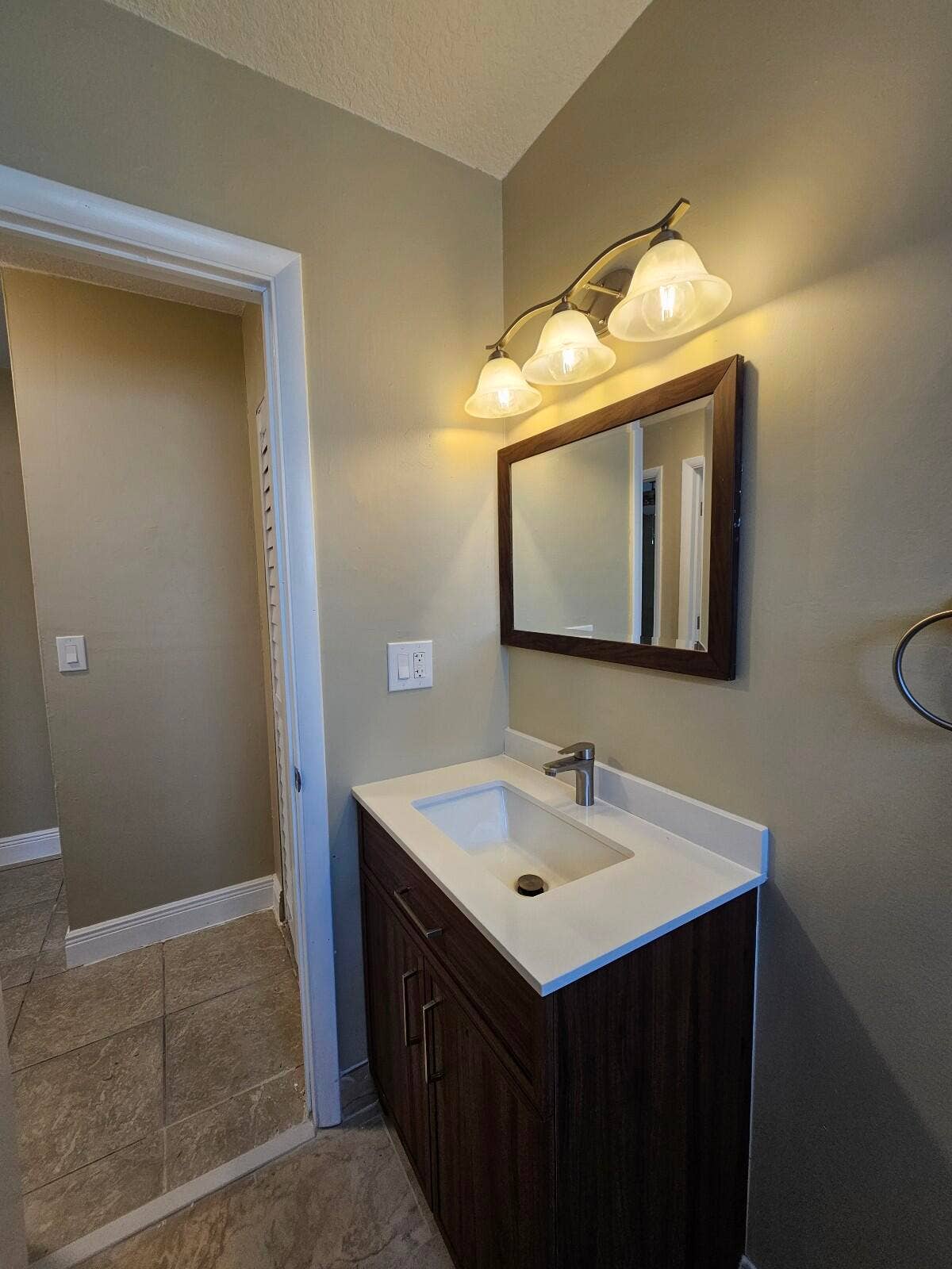 1200 W BLUE HERON Boulevard, #8, Riviera Beach, Riviera Beach, FL 33404 20240425_102327_copy_1200x1600