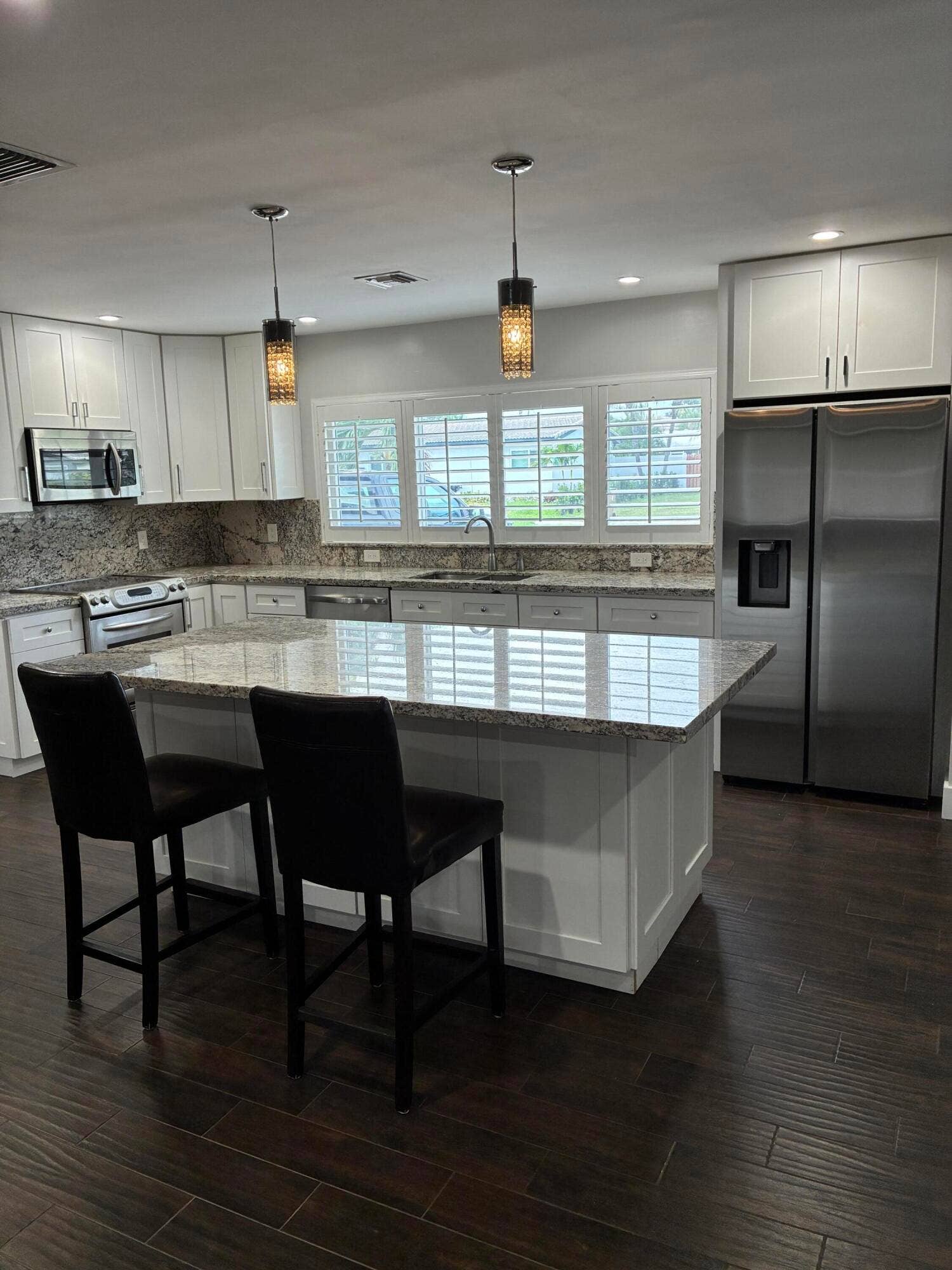 1104 SE 14TH Street, Deerfield Beach, FL 33441 Kitchen