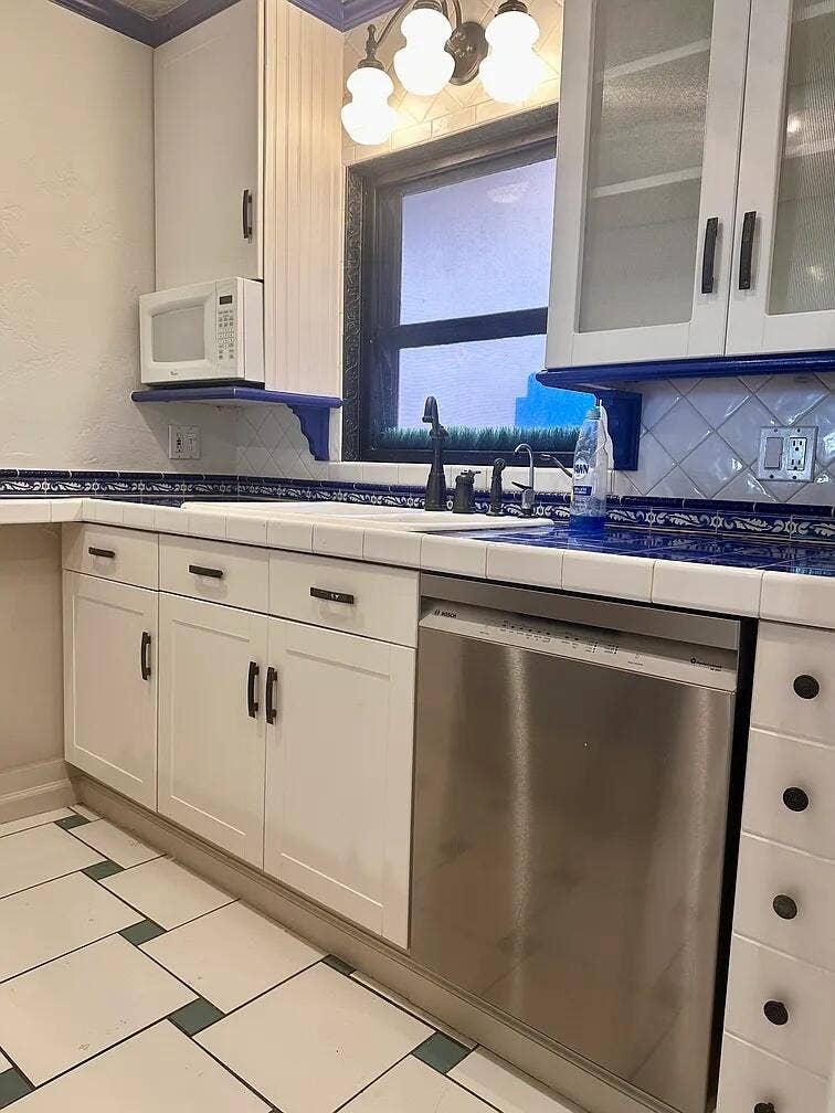 1101 NE 12TH Avenue, Fort Lauderdale, Fort Lauderdale, FL 33304 property-photo-12