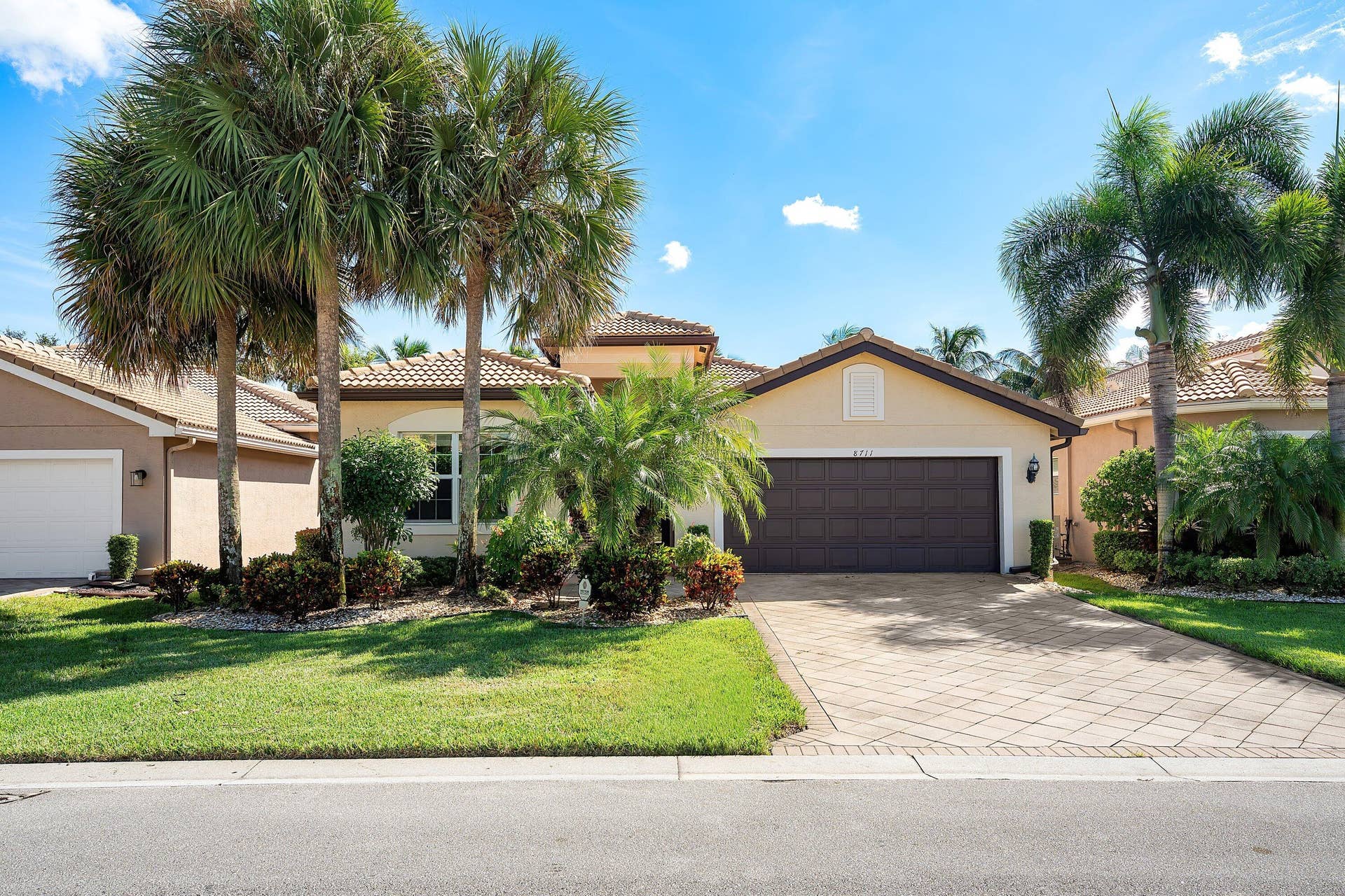 8711 Sunbeam Mountain Terrace, Boynton Beach, FL 33473 Lushly Landscaped Exterior