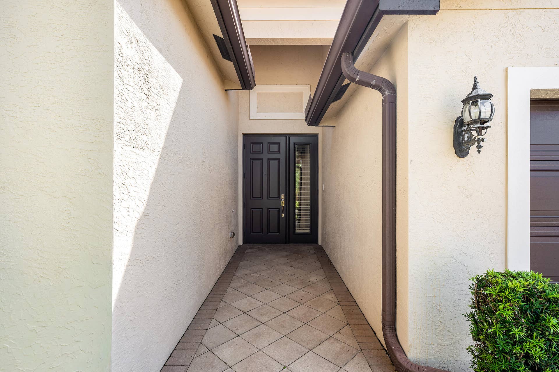 8711 Sunbeam Mountain Terrace, Boynton Beach, FL 33473 Entryway