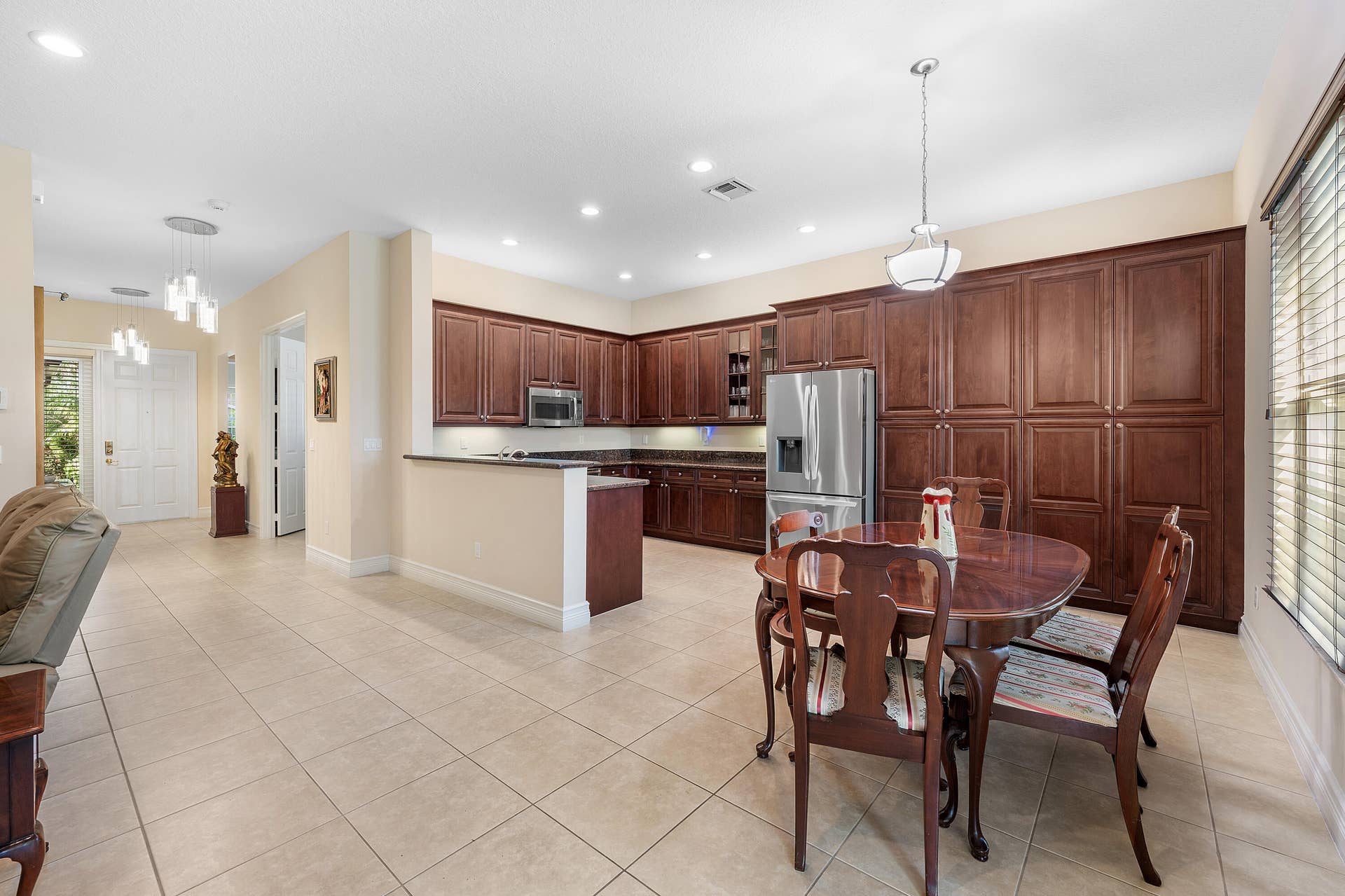 8711 Sunbeam Mountain Terrace, Boynton Beach, FL 33473 Gourmet Kitchen