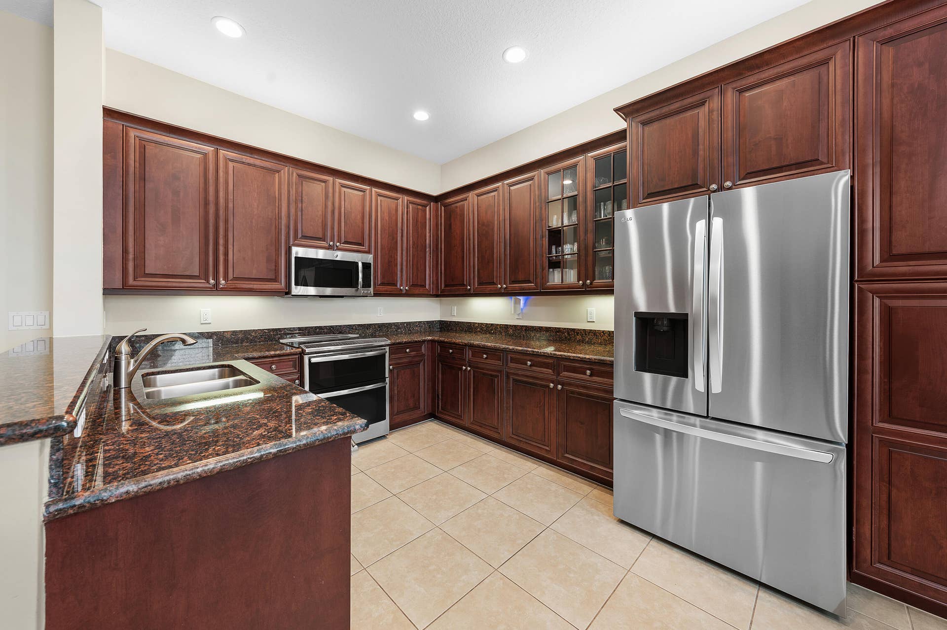 8711 Sunbeam Mountain Terrace, Boynton Beach, FL 33473 Gourmet Kitchen