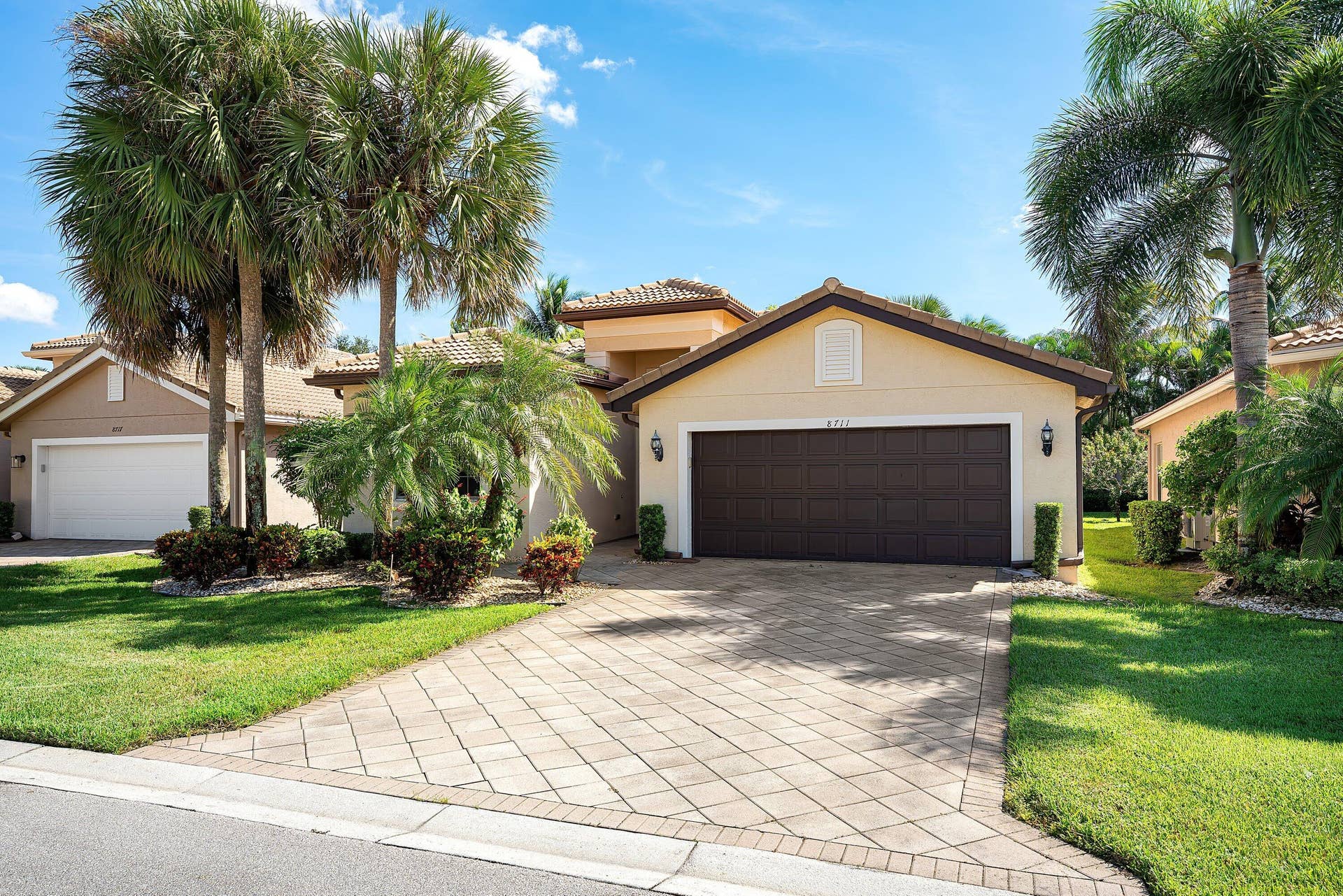 8711 Sunbeam Mountain Terrace, Boynton Beach, FL 33473 Lushly Landscaped Exterior