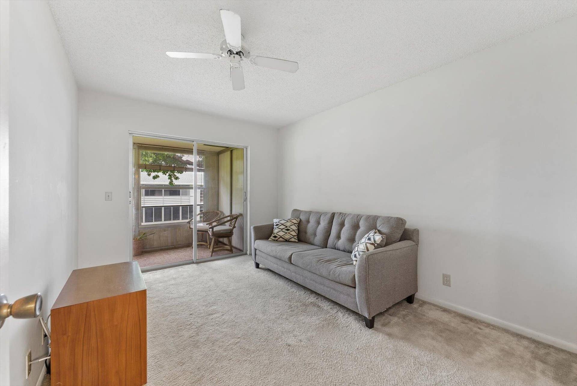 256 MARKHAM L, Deerfield Beach, FL 33442 11-11