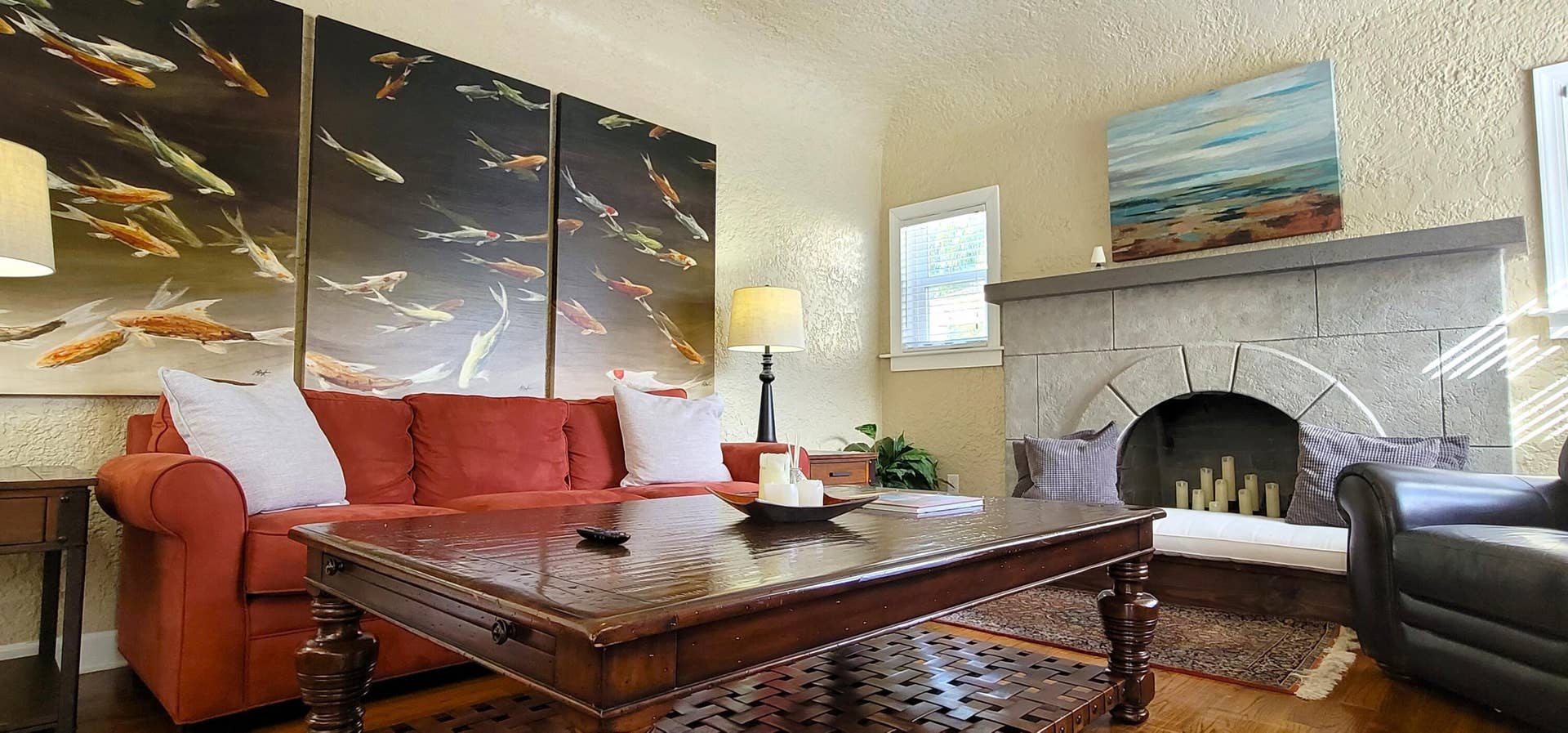 517 31st Street, West Palm Beach, FL 33407 LIVING ROOM