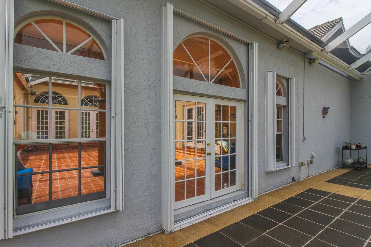 6815 CYPRESS COVE Circle, Jupiter, FL 33458 Entrance