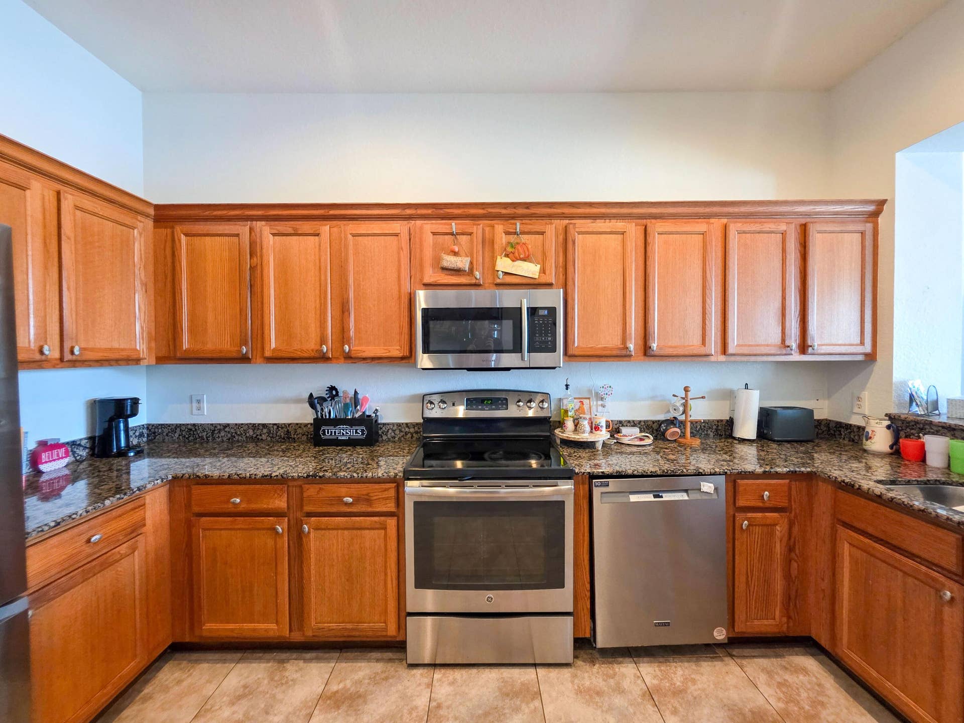 855 MARINA DEL RAY Lane, #2, West Palm Beach, FL 33401 Kitchen