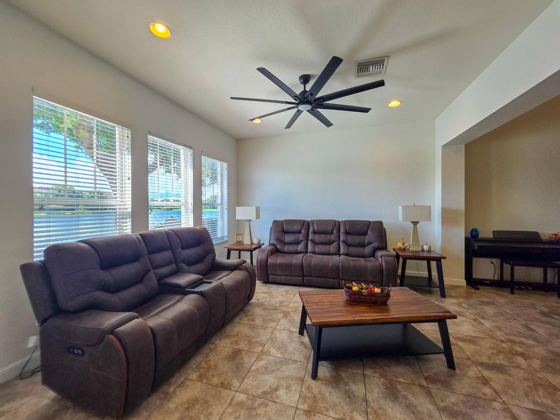 855 MARINA DEL RAY Lane, #2, West Palm Beach, FL 33401 Living Area