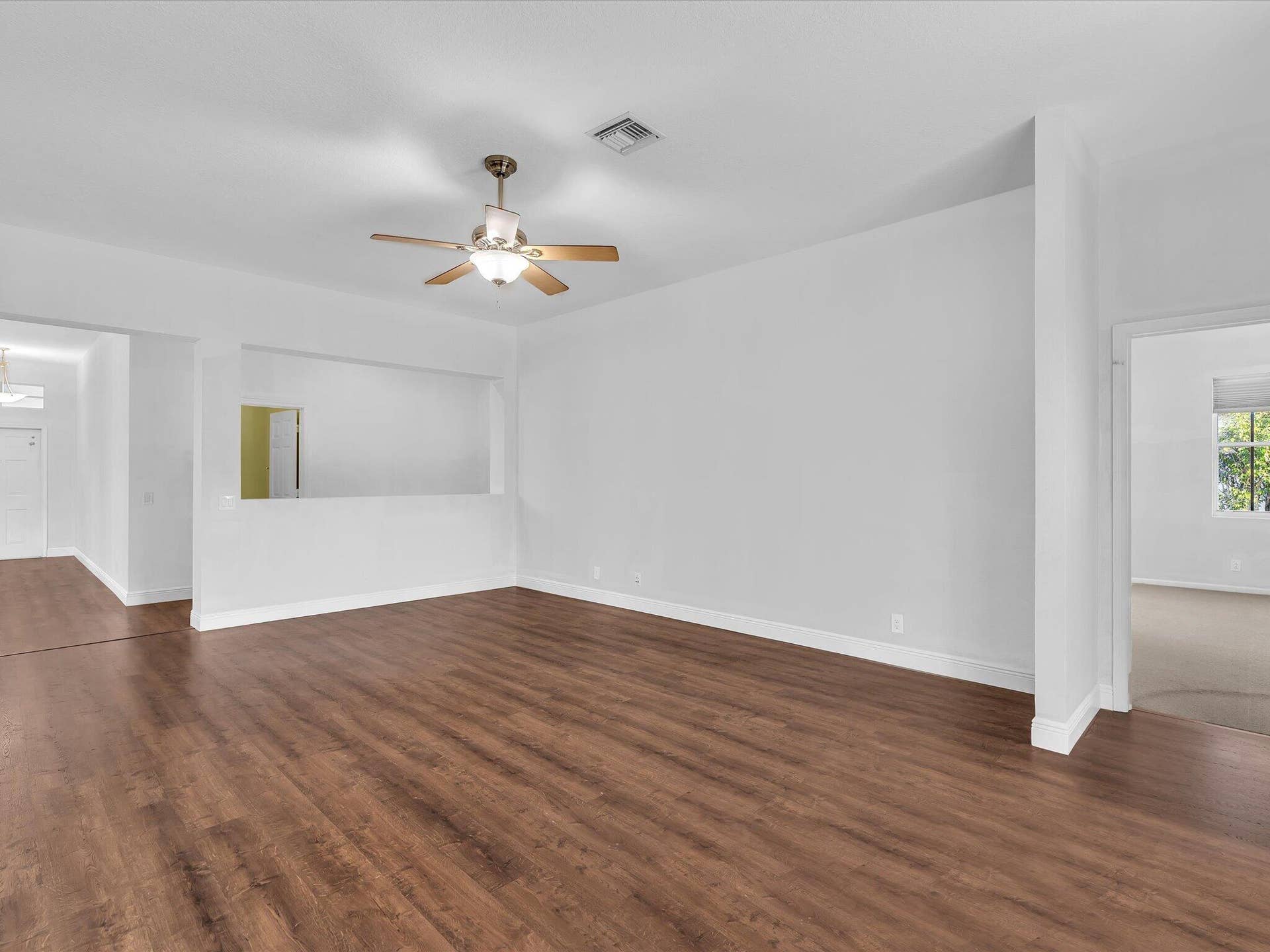 1125 Sunflower Circle, Weston, FL 33327 014-FPP00061