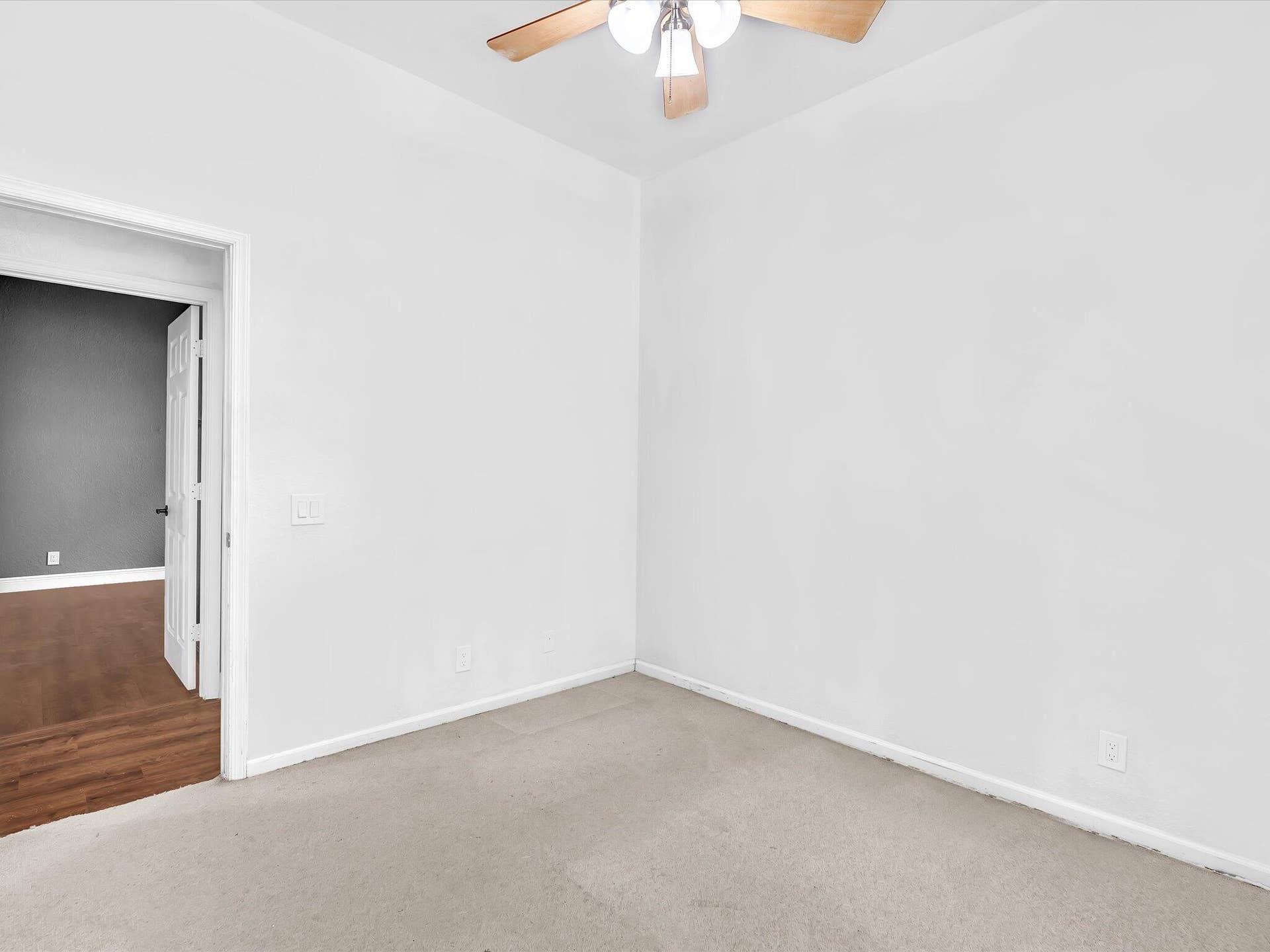 1125 Sunflower Circle, Weston, FL 33327 051-FPP00231