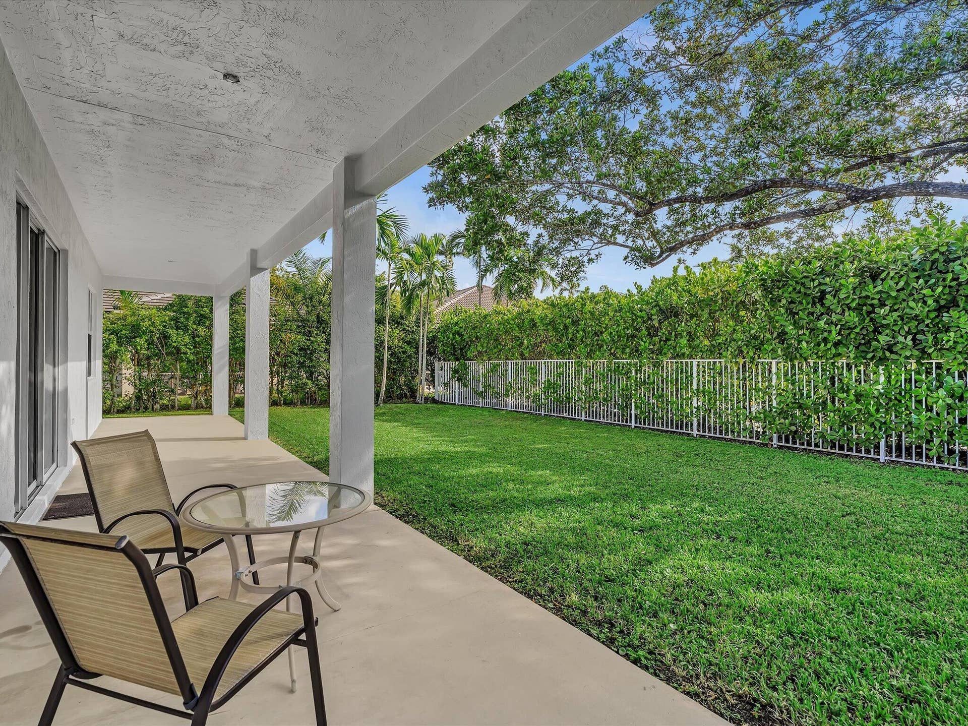 1125 Sunflower Circle, Weston, FL 33327 026-FPP00121