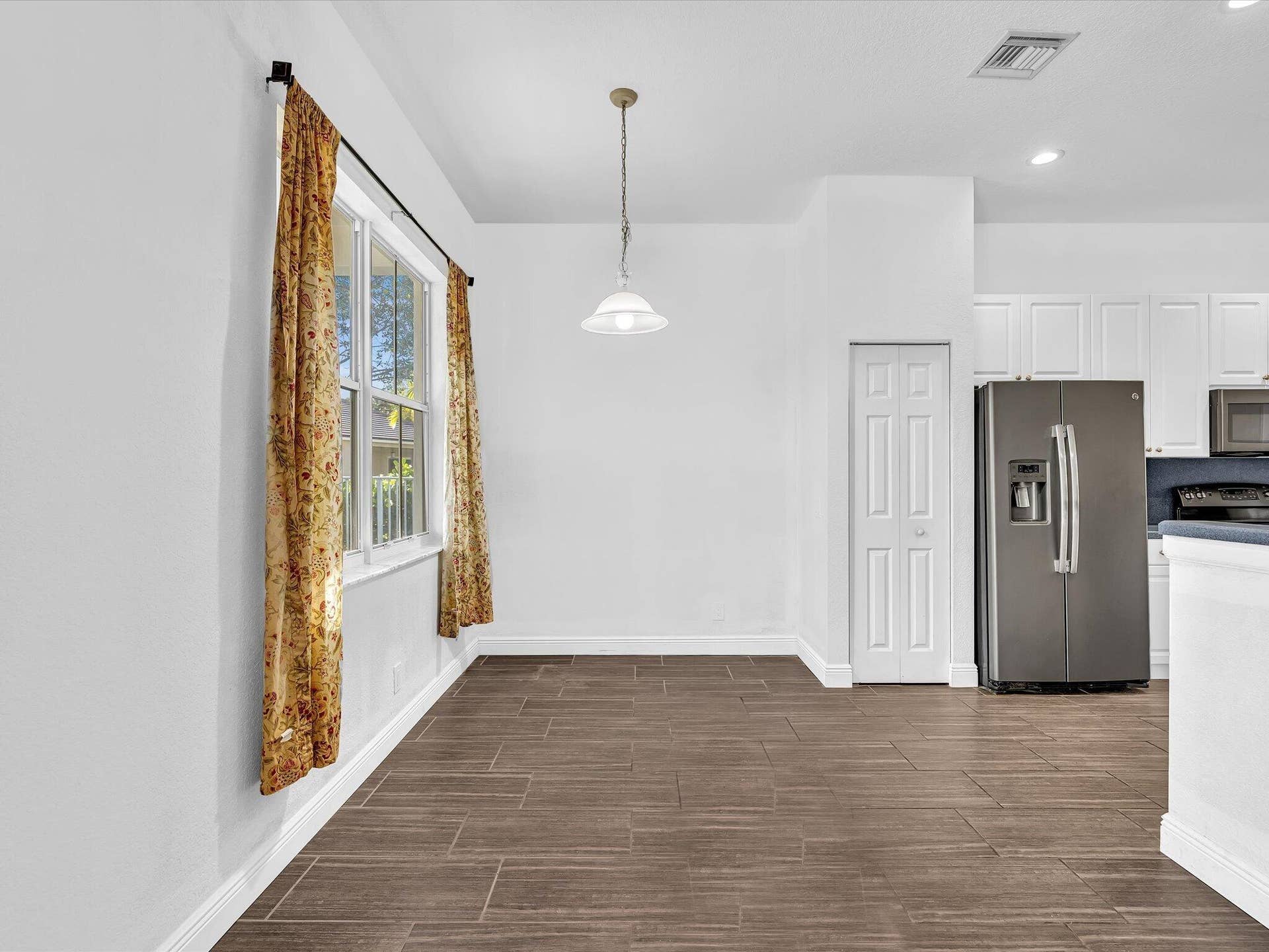1125 Sunflower Circle, Weston, FL 33327 016-FPP00071