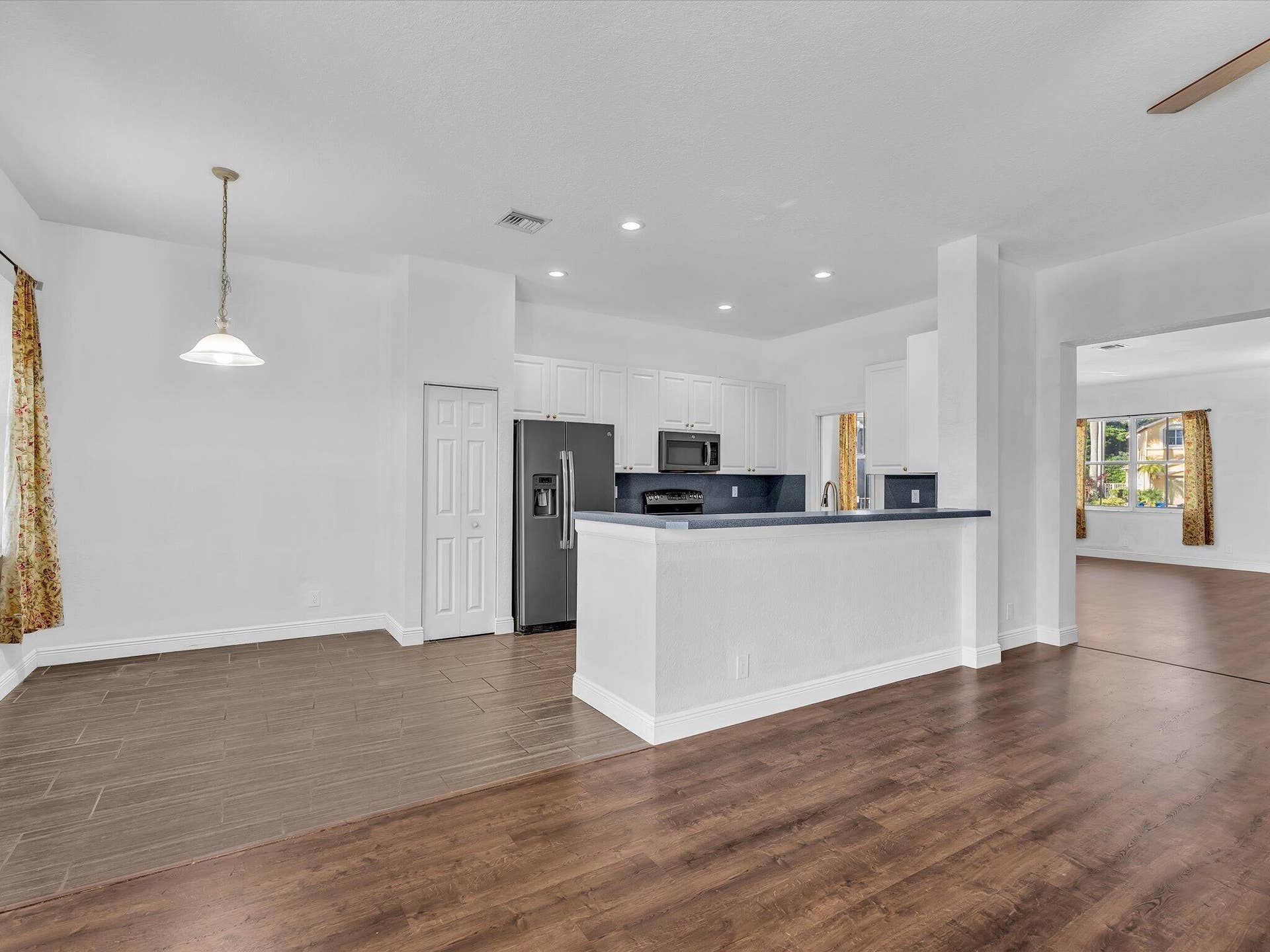1125 Sunflower Circle, Weston, FL 33327 015-FPP00066