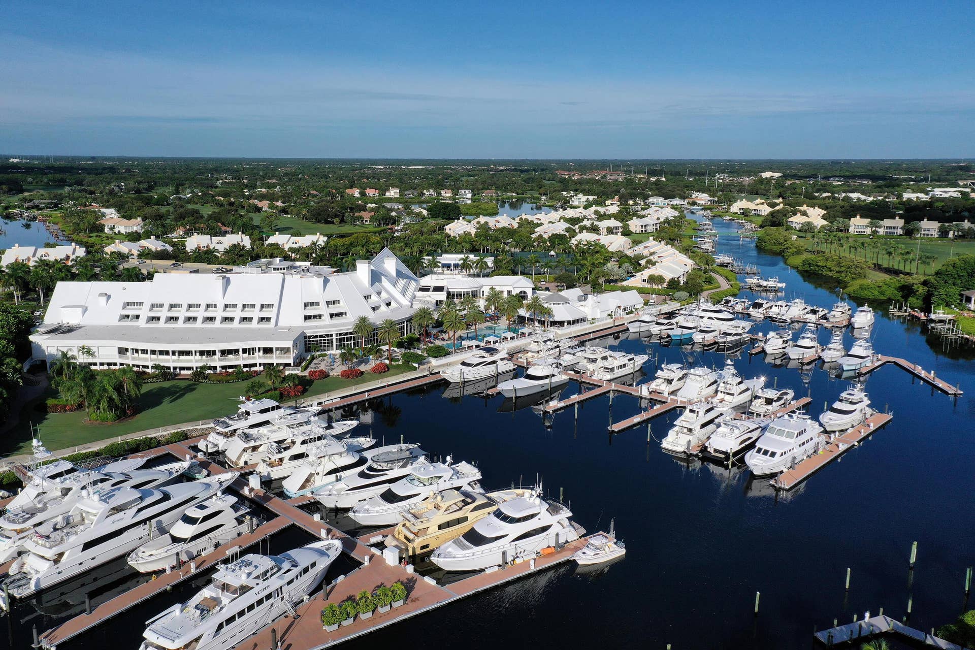 Admirals Cove