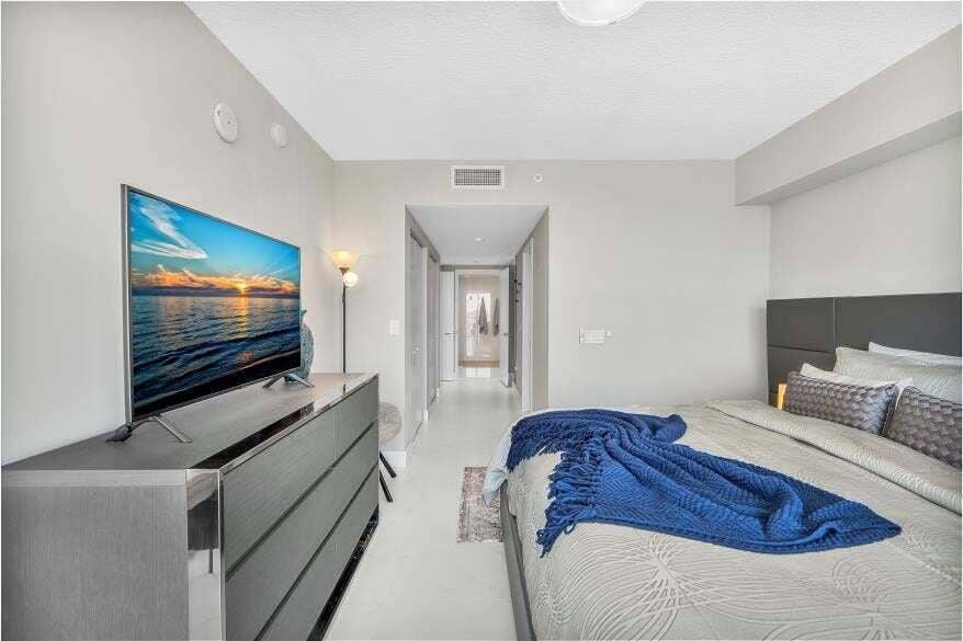 Sunny Isles Beach, Sunny Isles Beach, FL 33160 FPP00411 (71)2048x1536