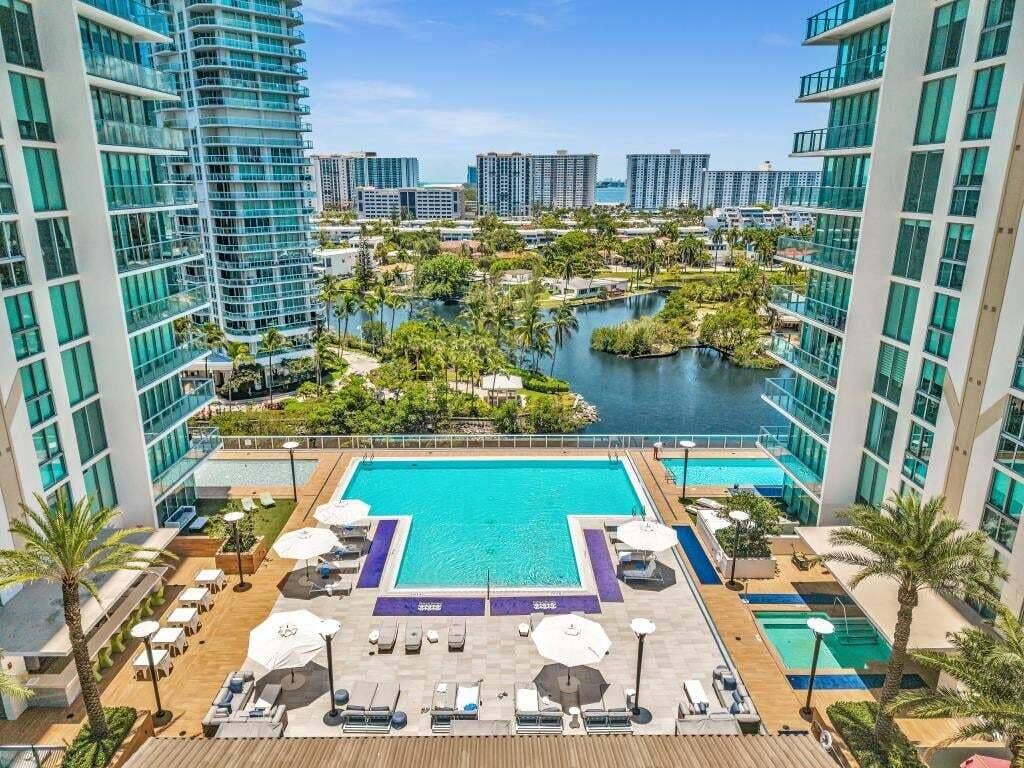Sunny Isles Beach, Sunny Isles Beach, FL 33160 FPP_0112_D (140)2048x1536