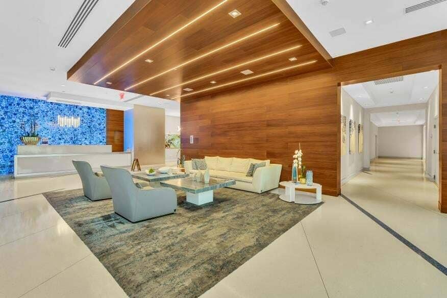 Sunny Isles Beach, Sunny Isles Beach, FL 33160 Indoor Lobby