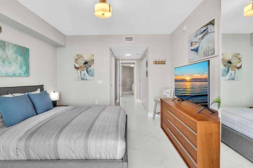 Sunny Isles Beach, Sunny Isles Beach, FL 33160 FPP00381 (65)2048x1536
