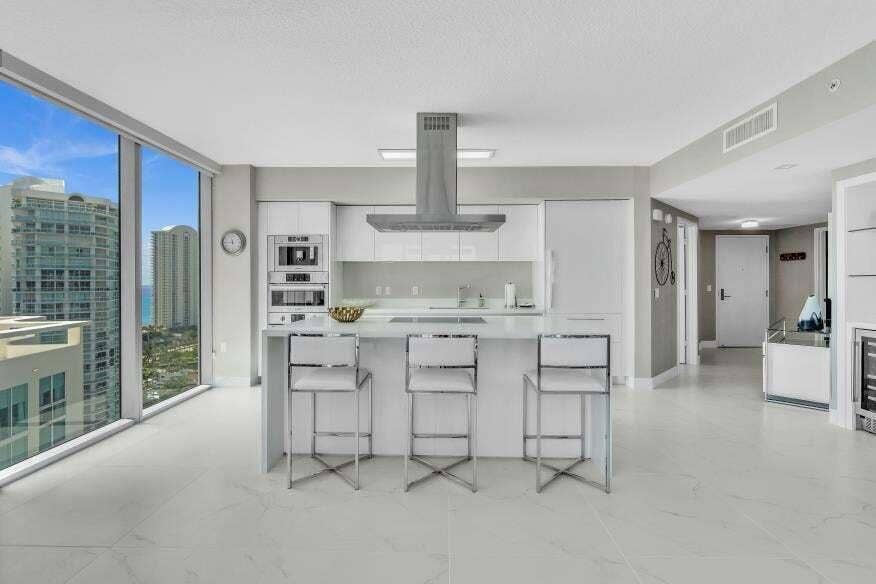Sunny Isles Beach, Sunny Isles Beach, FL 33160 FPP00166 (22)2048x1536