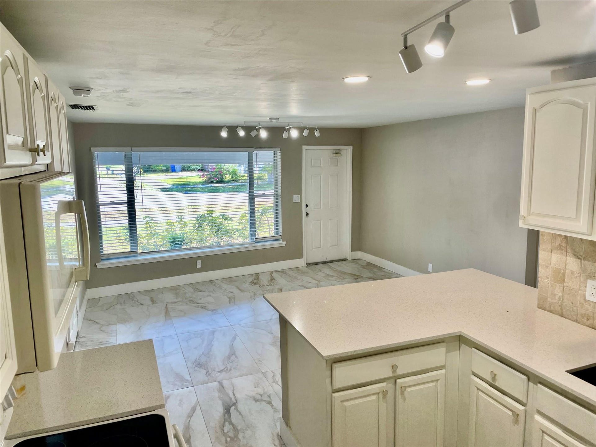 1010 NE 24TH Street, Pompano Beach, FL 33064 Photo 8