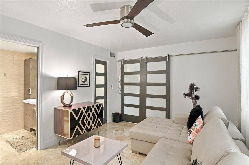 4629 POINCIANA Street, #306, Lauderdale By The Sea, FL 33308 22GetMedia