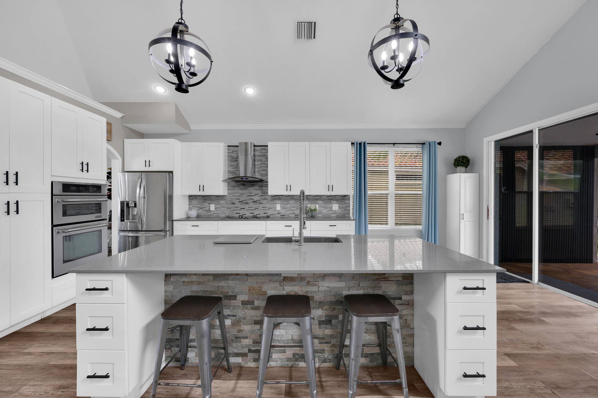 609 sw romora bay - 14
