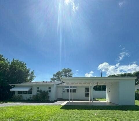 Property photo for 841 CINNAMON Road, North Palm Beach, FL