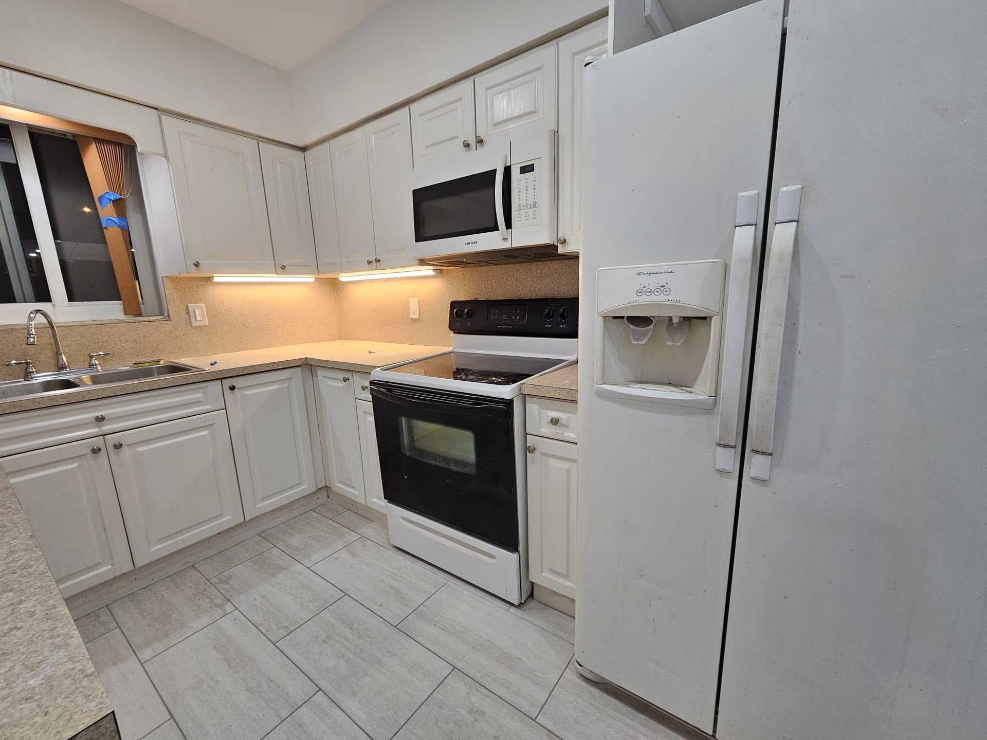 2040 SW 41st Avenue, #3, Fort Lauderdale, FL 33317 91b4ca76-ba26-474c-8a80-301f85394234