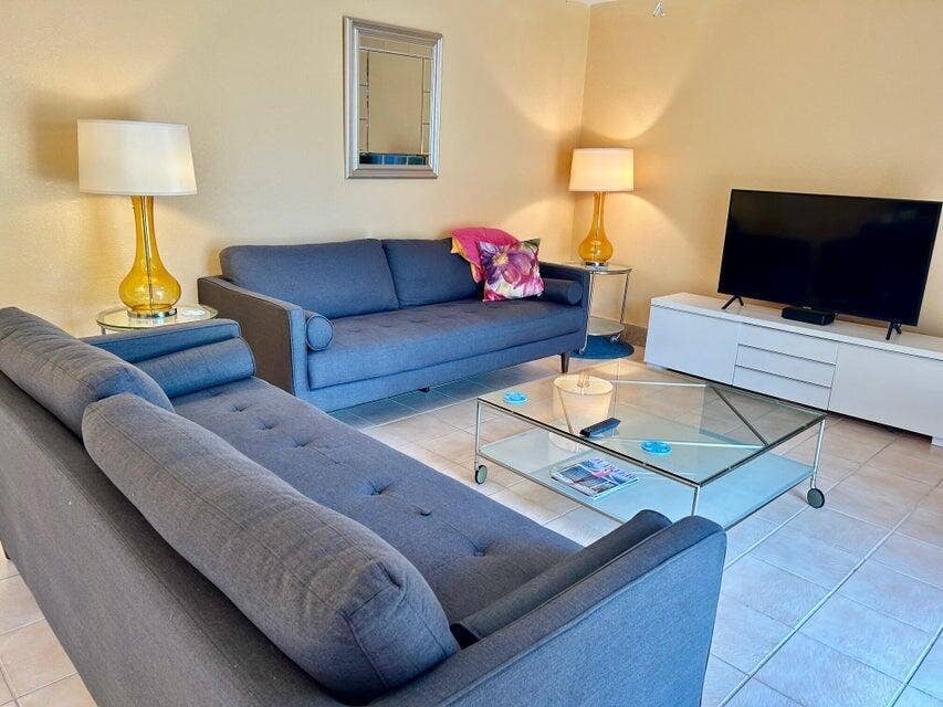 1420 Ocean Way Drive, #14d, Jupiter, FL 33477 Living Area