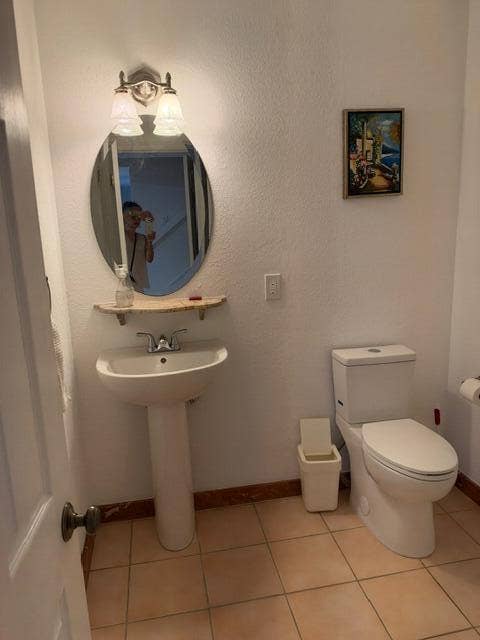 1420 Ocean Way Drive, #14d, Jupiter, FL 33477 !st Floor Bathrm