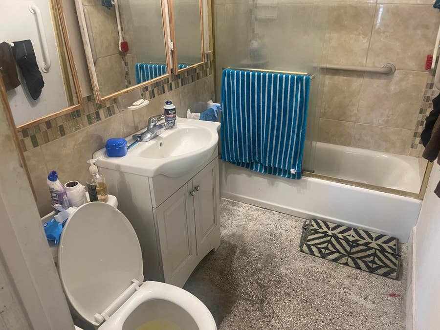 Property photo for 201 NW 52nd Street, Oakland Park, FL