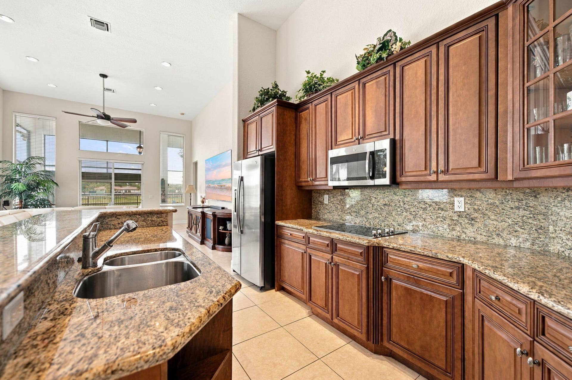 20-web-or-mls-11747-nw-69th-pl