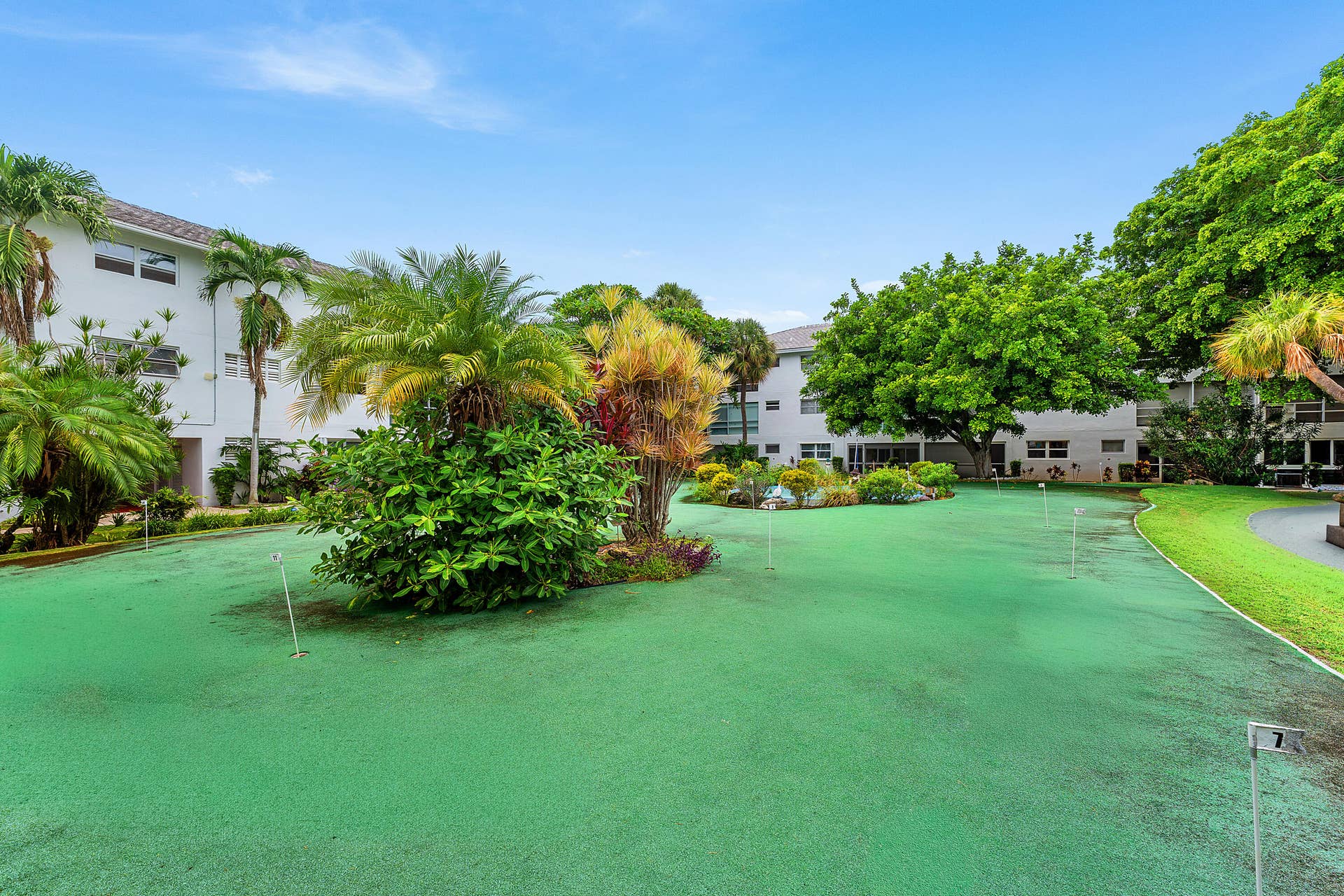 2050 NE 39TH Street, #E307, Lighthouse Point, FL 33064 IMG_4653